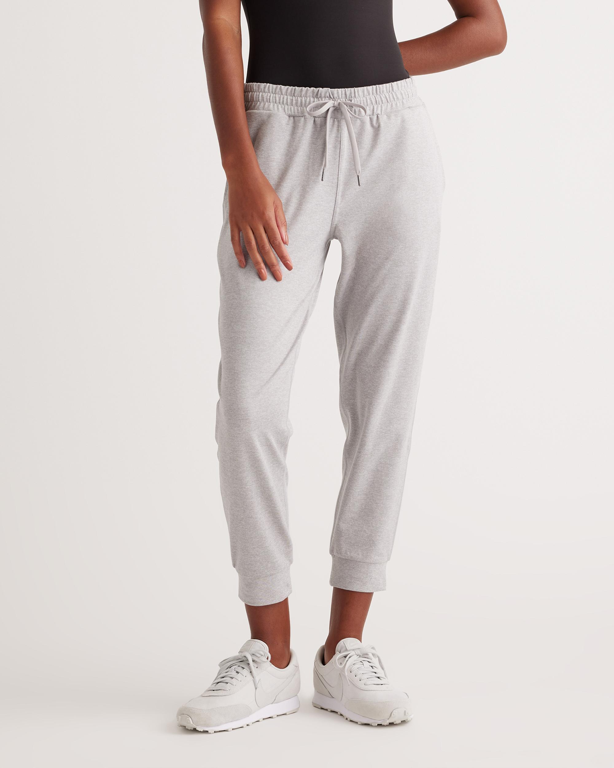 Quince | Women's Flowknit Mid-Rise Jogger Size XL, Recycled Poly with Stretch Product Image