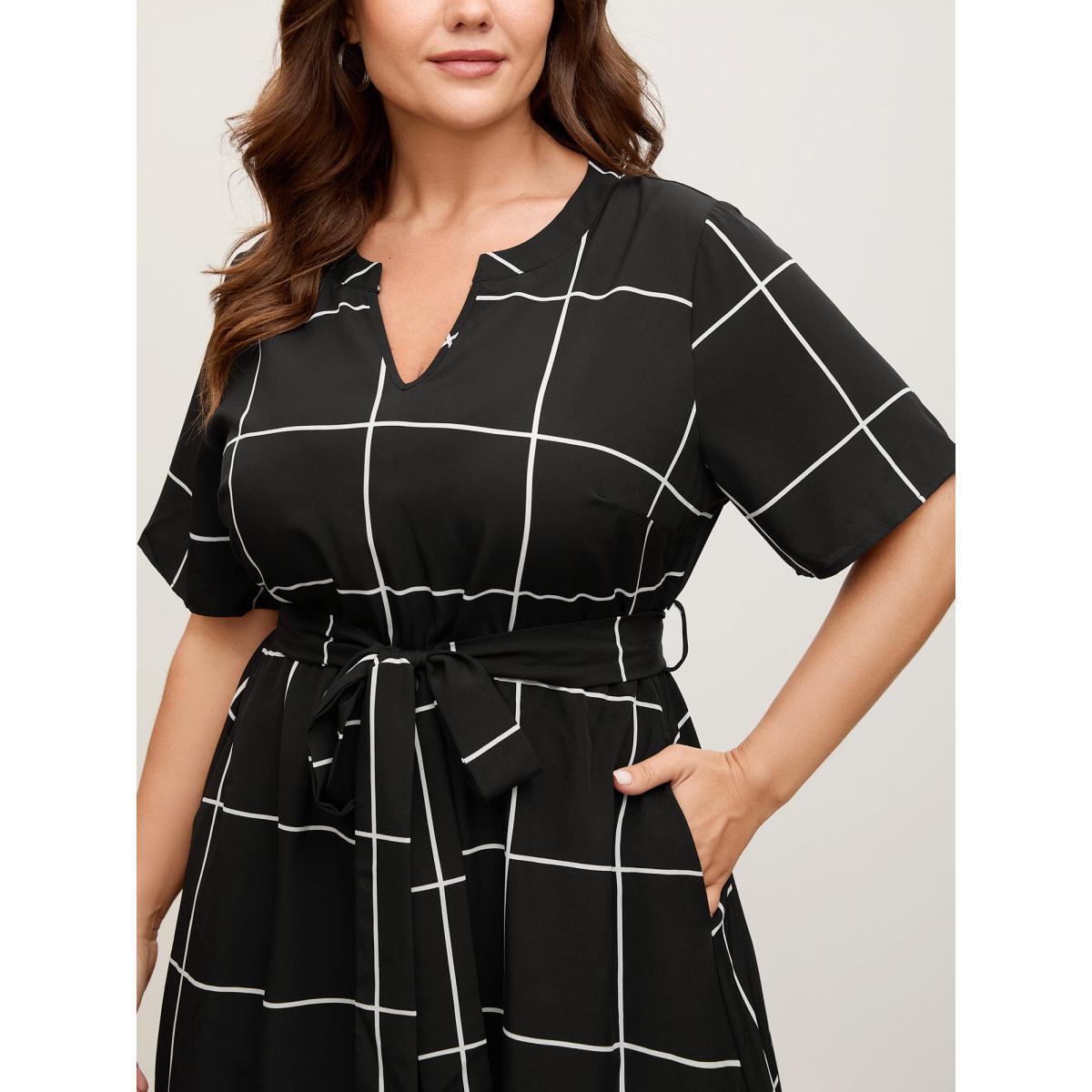 Plus Size Checkered Print Belted Pockets Midi Dress Black Women Belted Flat collar with V-notch Short sleeve Curvy BloomChic 28/5X Product Image