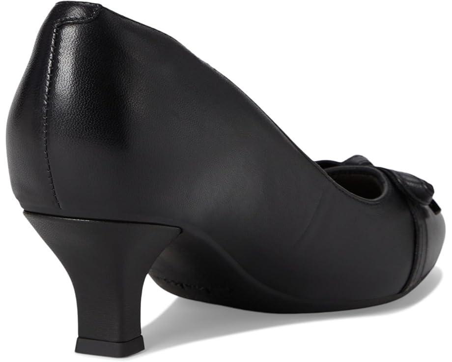 Women's Clarks Kepley Holly Product Image