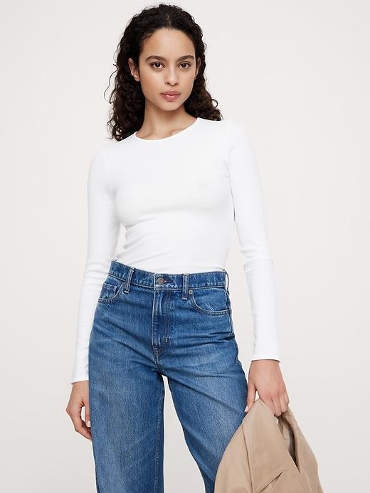 Ribbed Long-Sleeve Crew-Neck T-Shirt Product Image