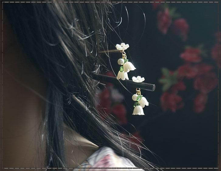 Flower Wooden Hair Stick Product Image