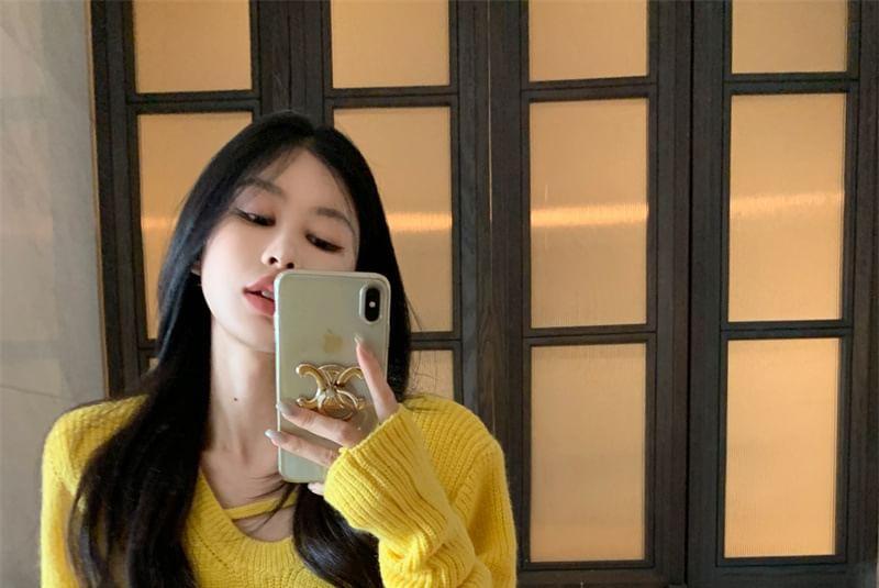 Set: Short Sleeve V-Neck Plain Sweater + Arm Sleeves Product Image