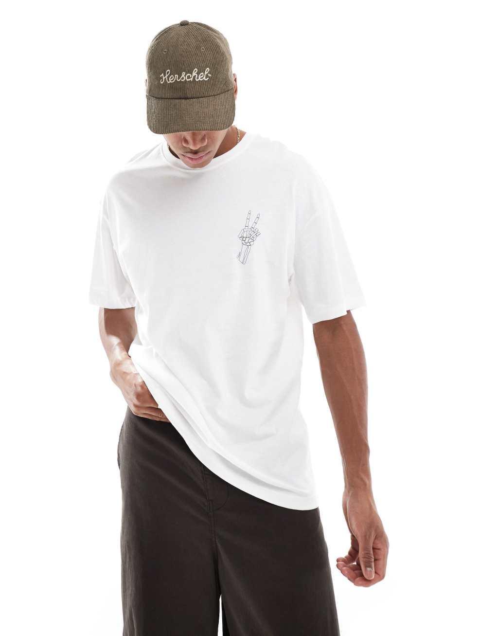 Jack & Jones oversized t-shirt with skull peace hand print in white Product Image
