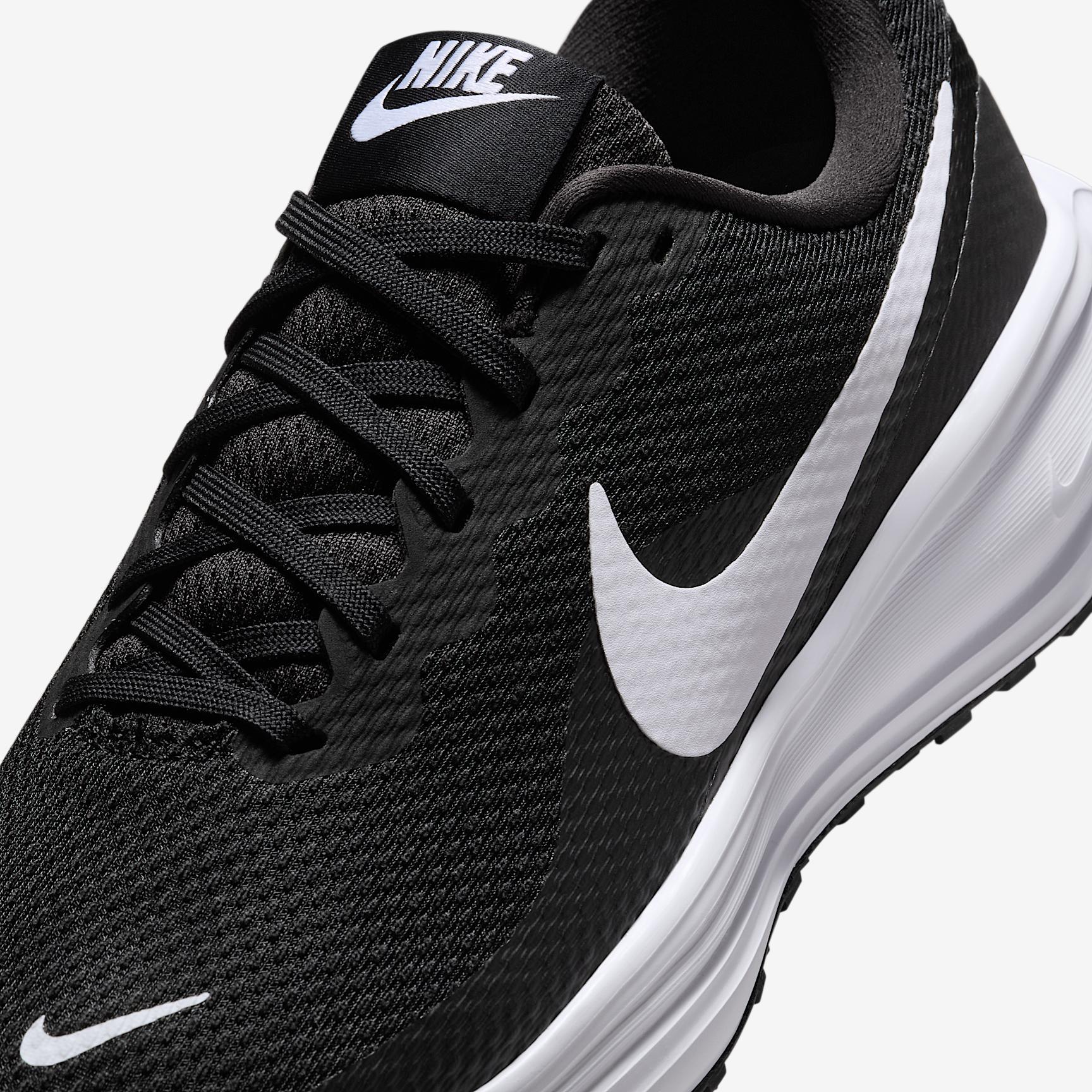 Nike Women's Revolution 8 Road Running Shoes (Extra Wide) Product Image