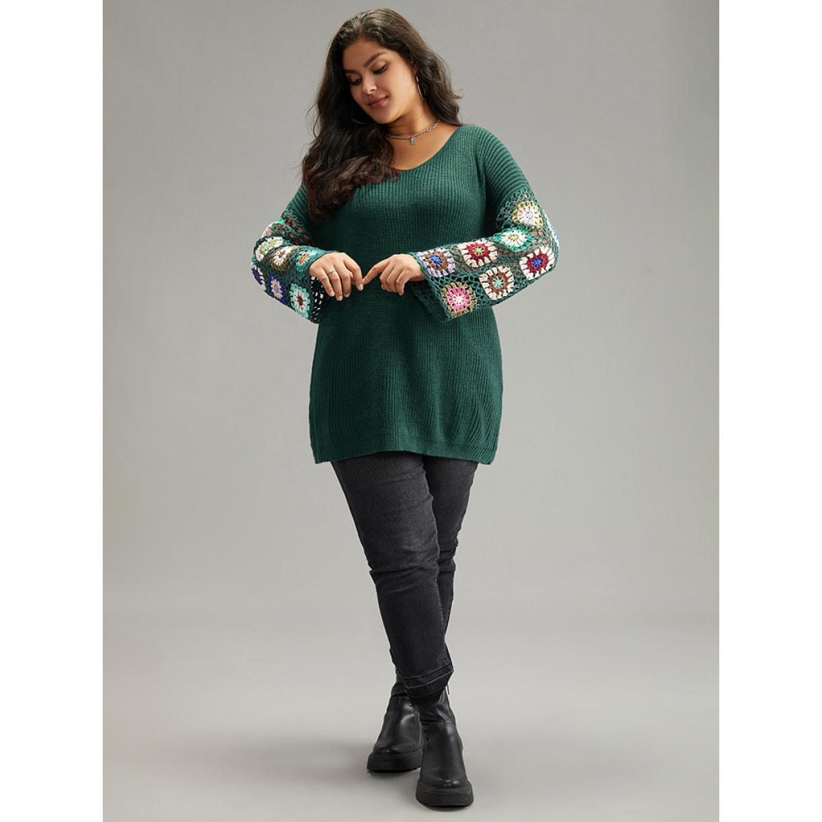 Plus Size Floral Embroidered Hollow Out Pullover DarkGreen Women Casual Long Sleeve V-neck Everyday Pullovers BloomChic 30/6X Product Image