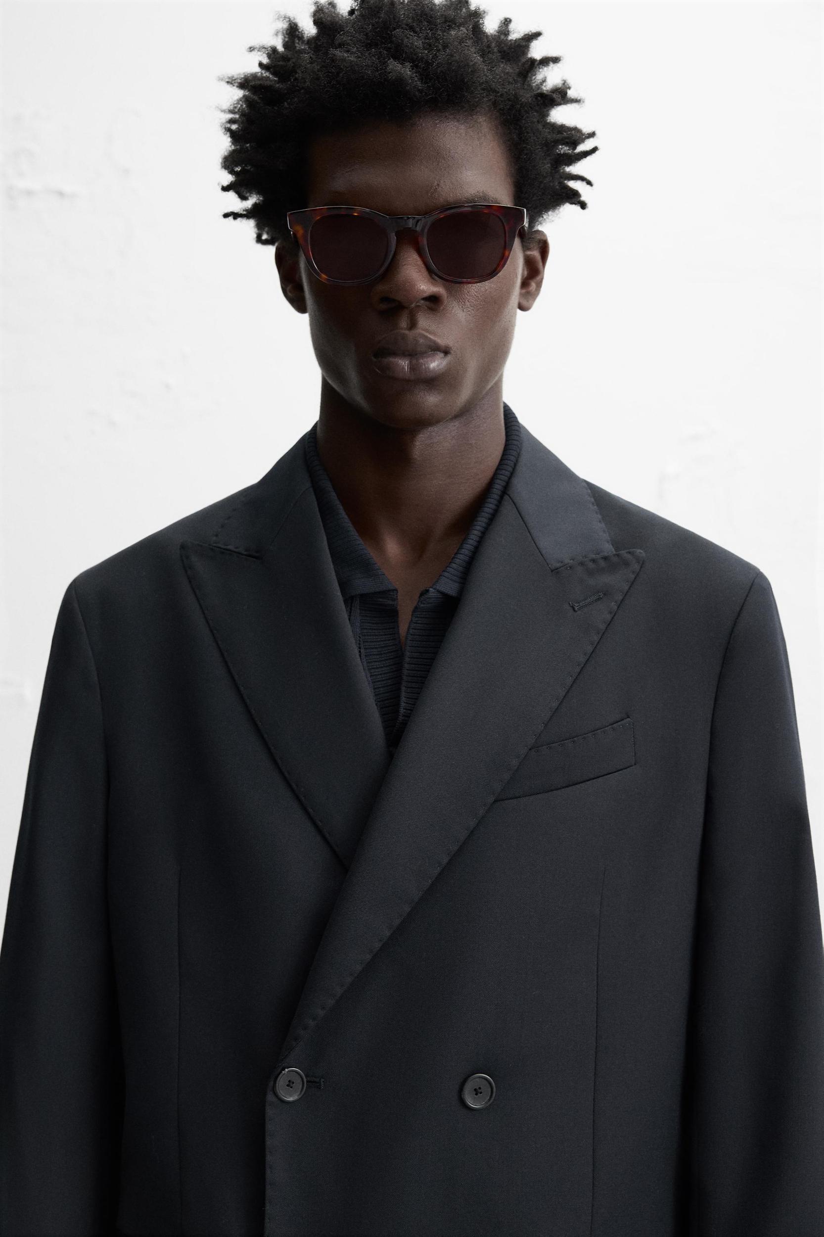 100% WOOL DOUBLE BREASTED BLAZER Product Image