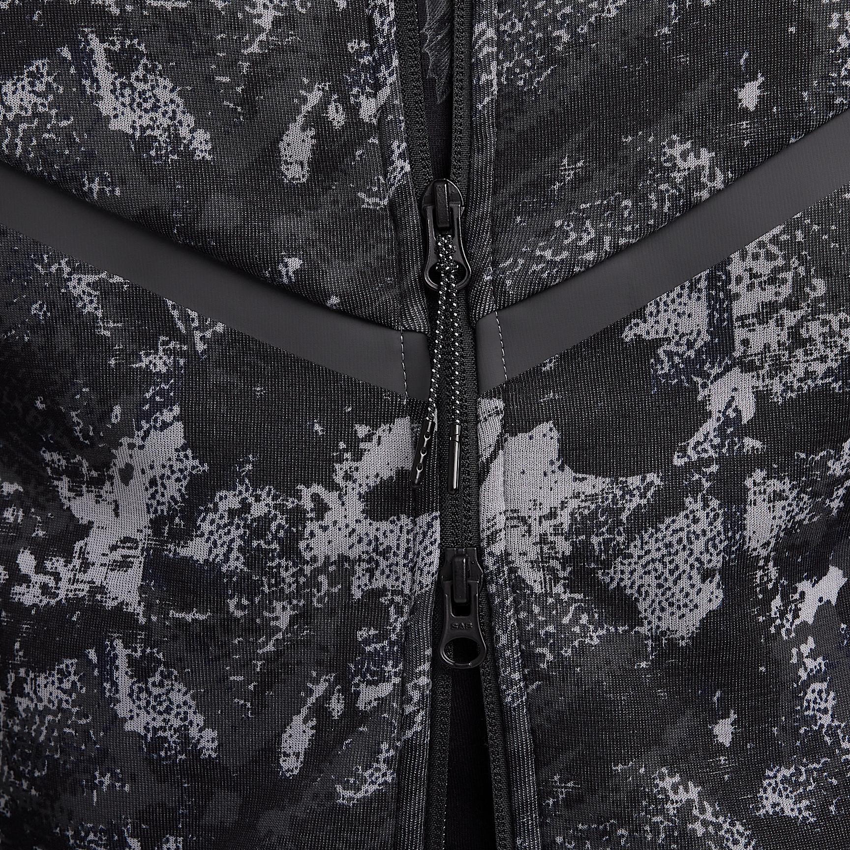 Nike Tech Windrunner Men's Fleece Full-Zip Hoodie Product Image
