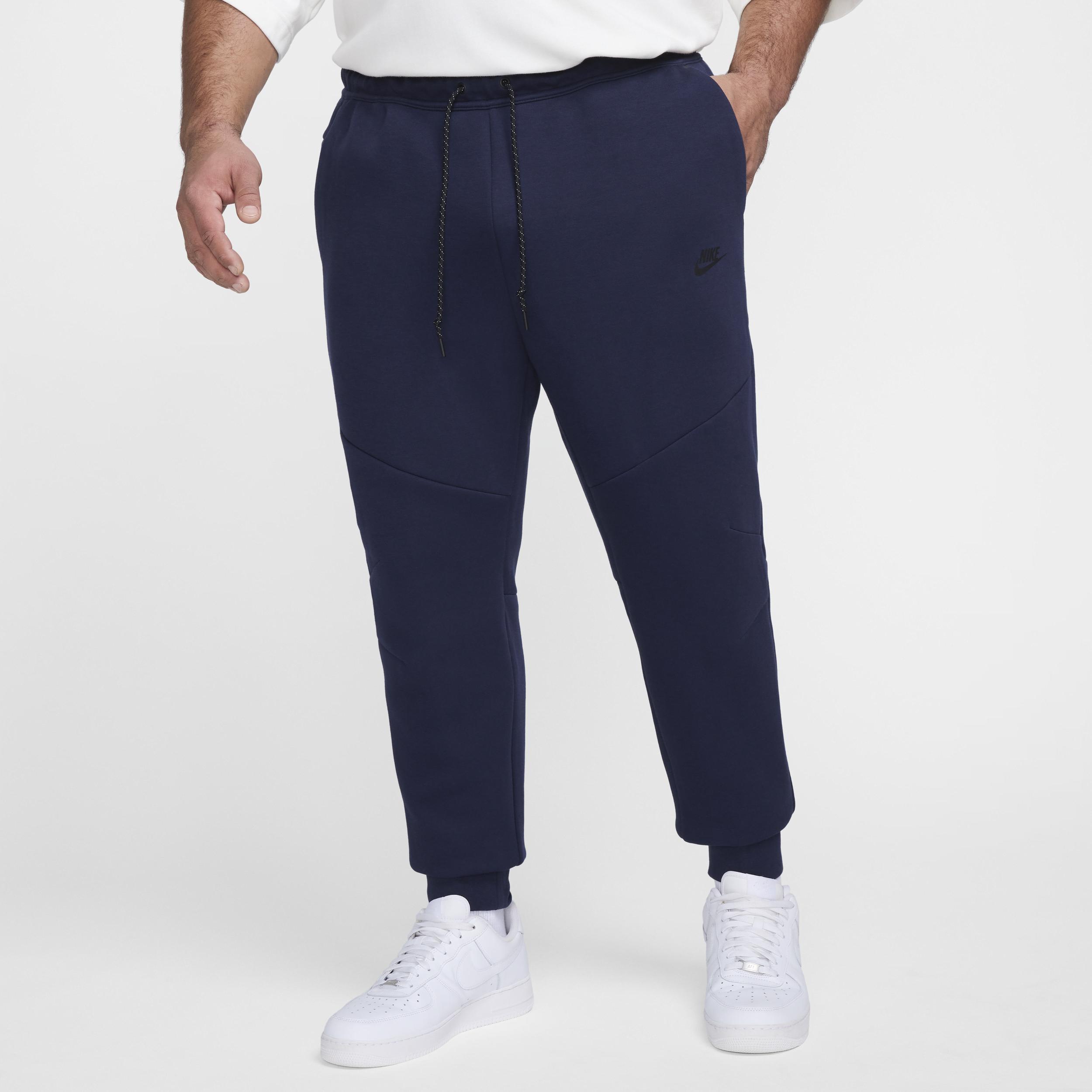 Nike Mens Tech Fleece Jogger Pants Product Image