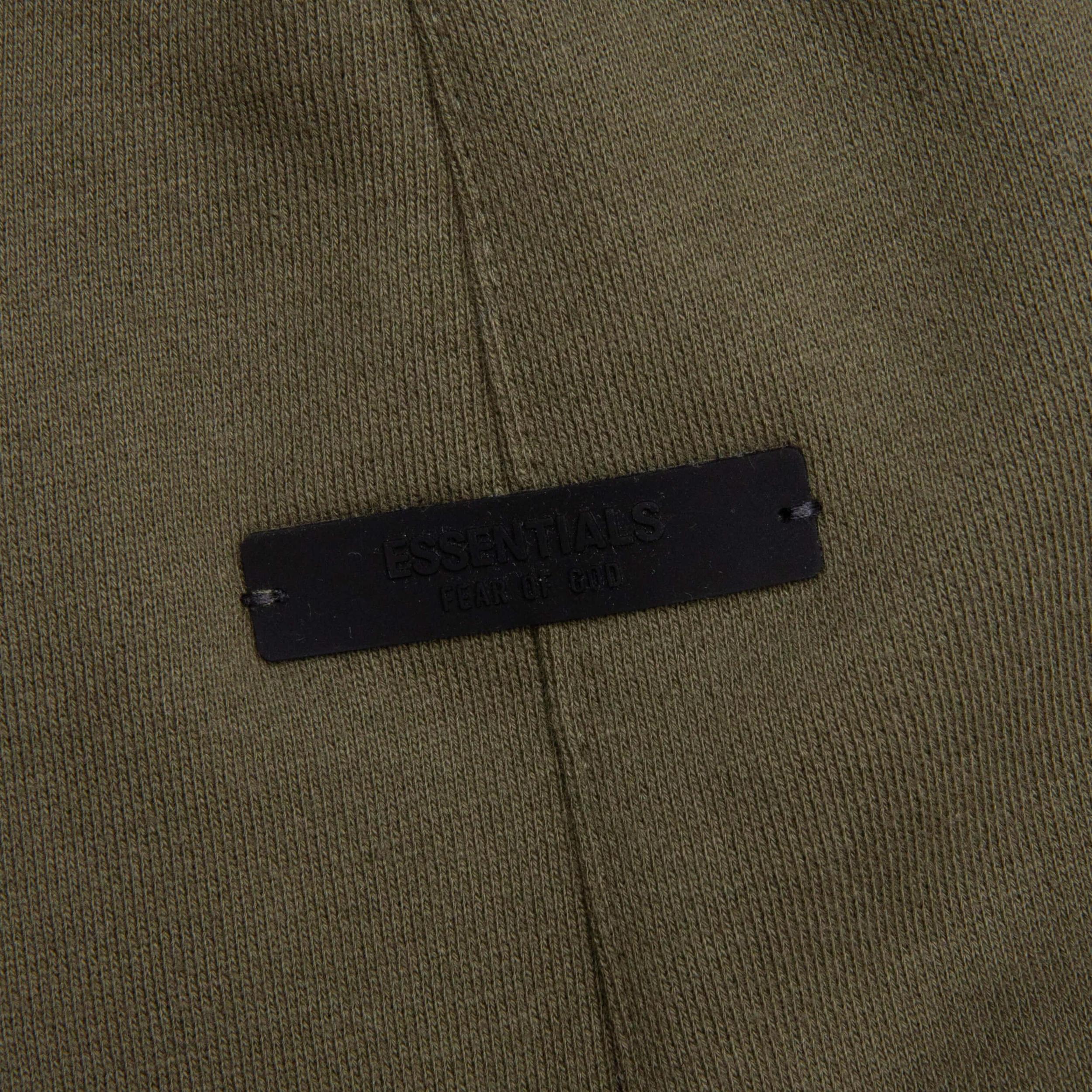 Fleece Essential Sweatpant - Military Male Product Image
