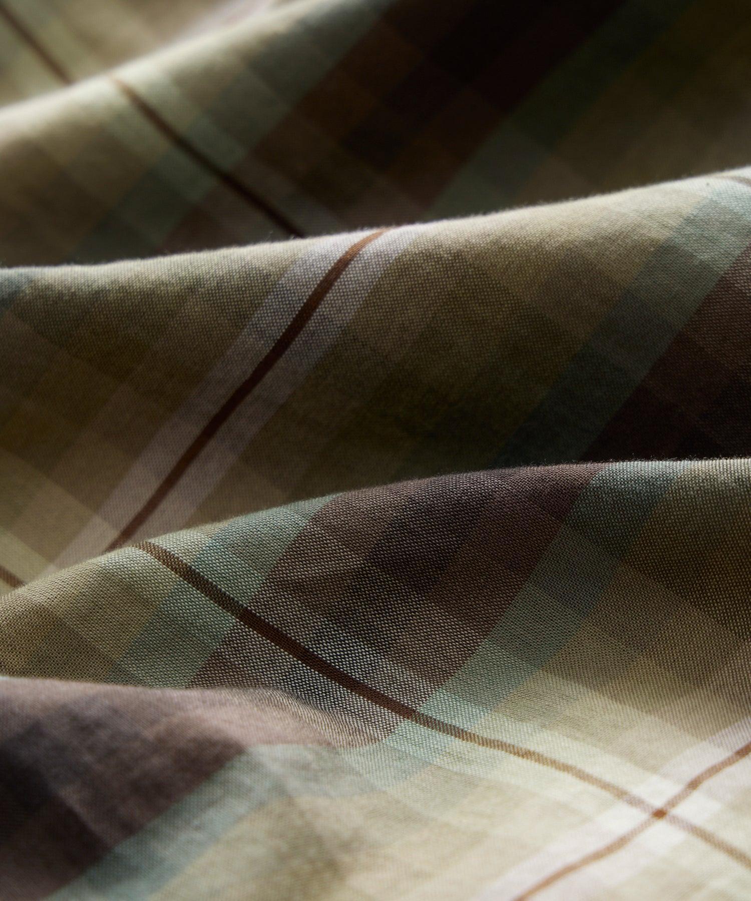 Short-Sleeve Printed Pocket Shirt in Khaki Product Image