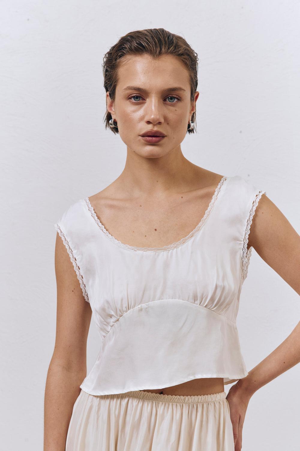 Zadie Top White Product Image