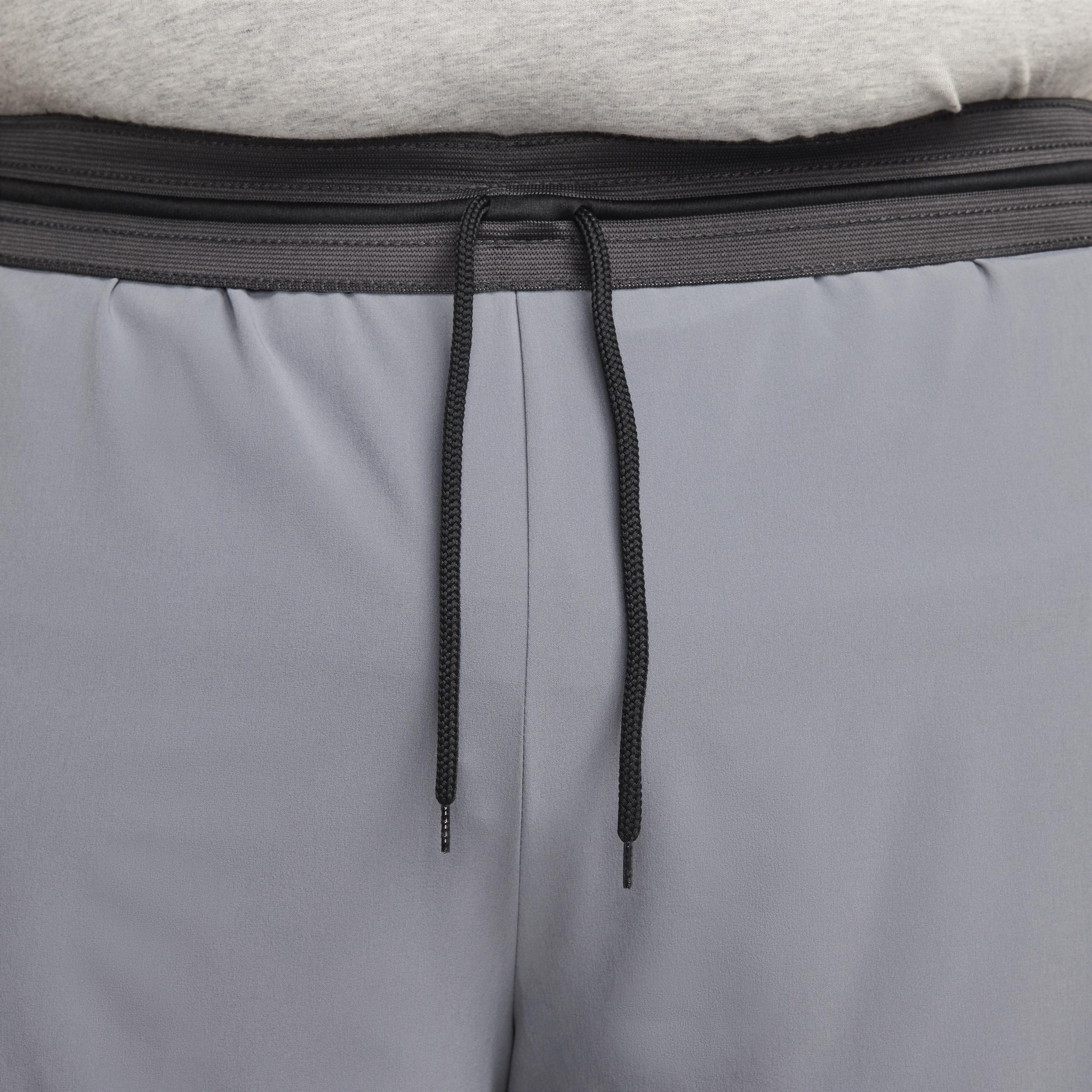 Nike Men's DNA Dri-FIT 6" UV Woven Basketball Shorts Product Image