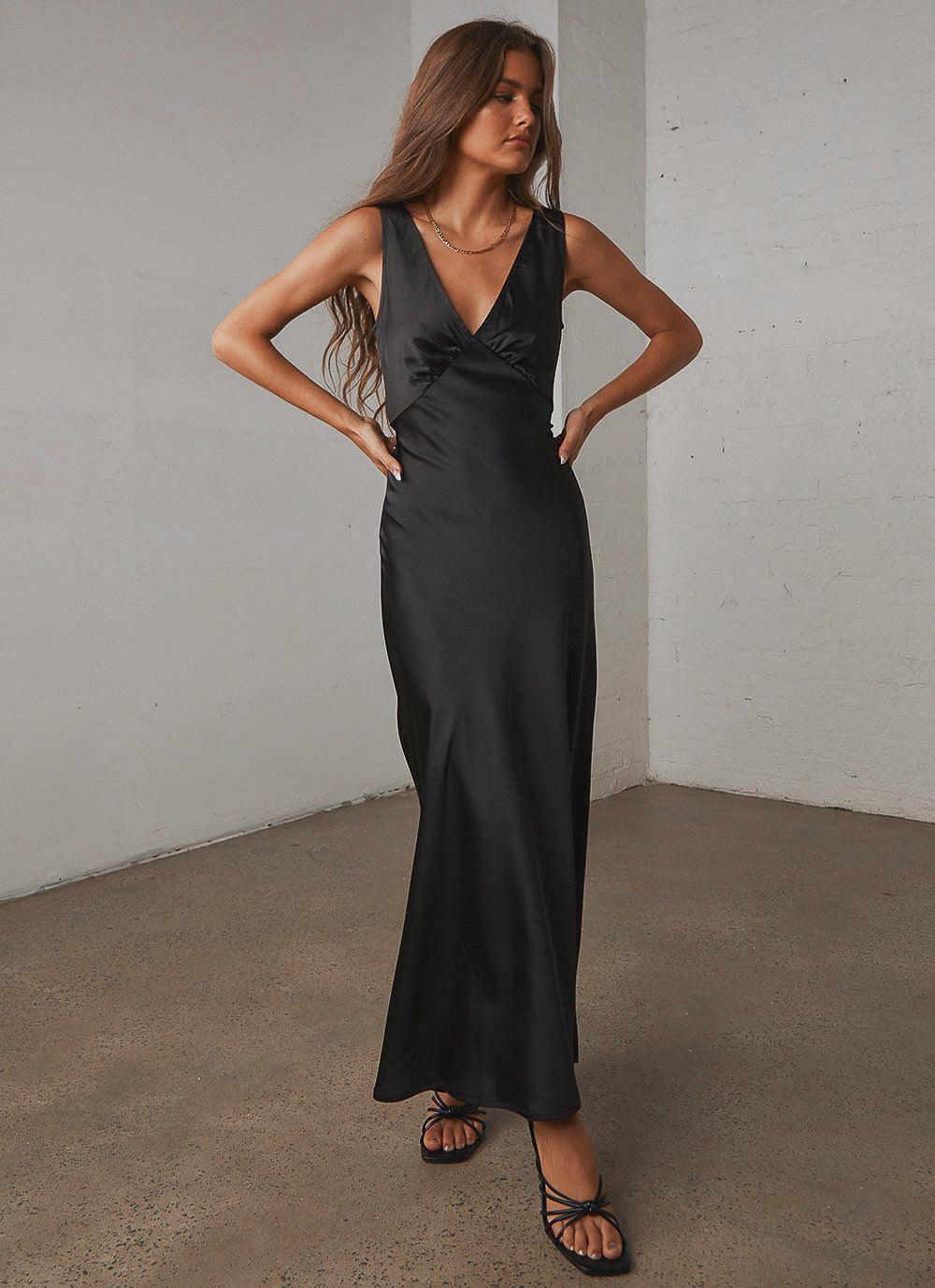Loren Midi Dress - Black Product Image