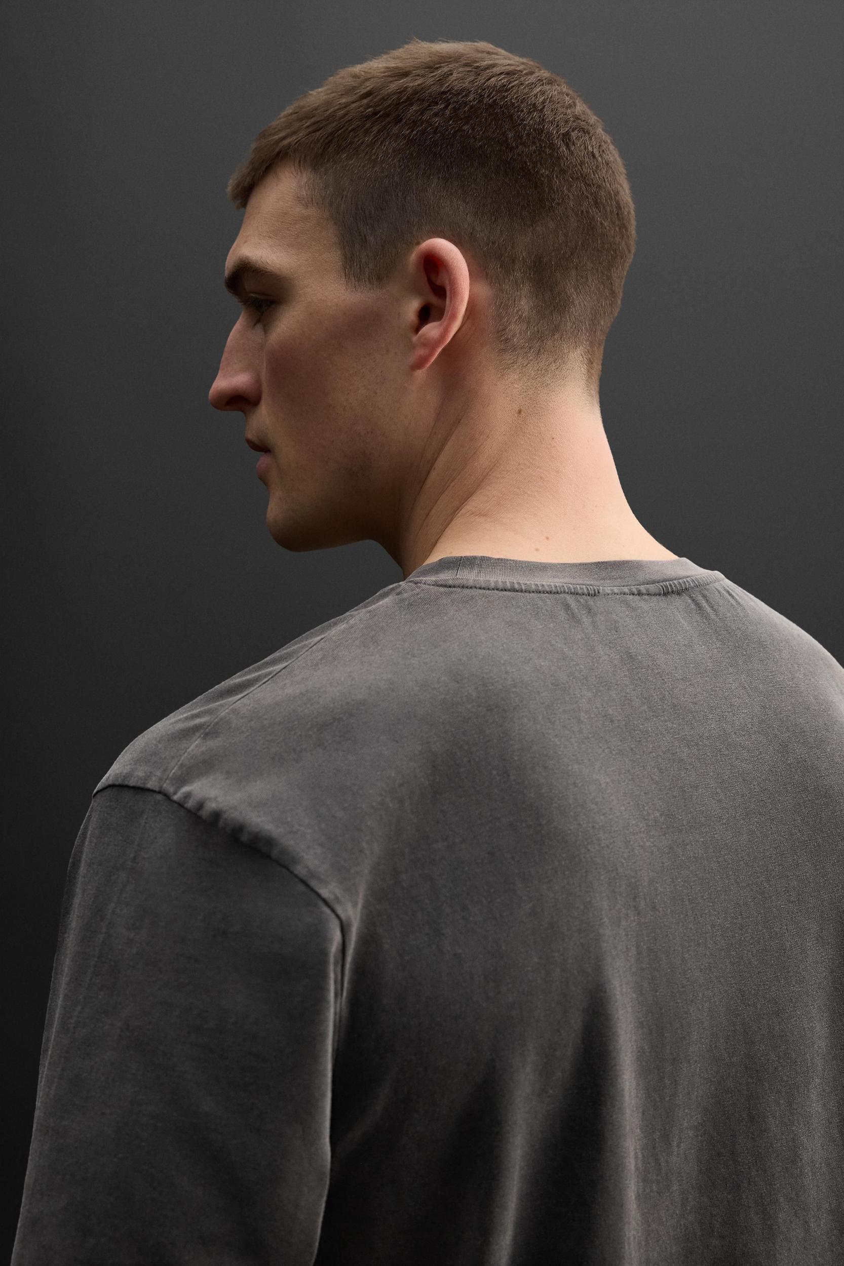 WASHED TRAINING T-SHIRT Product Image