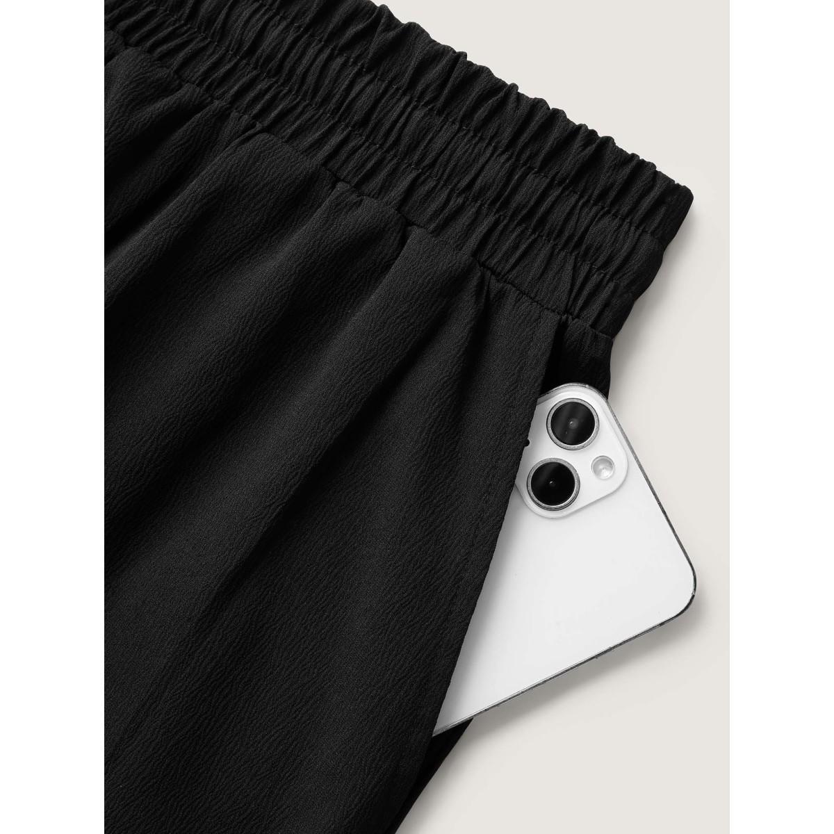 Plus Size Scalloped Hem Laser Cut Wide-Leg Pants Women Black Casual Wide Leg Mid Rise Everyday-Casual Pants BloomChic 22-24/3X Product Image