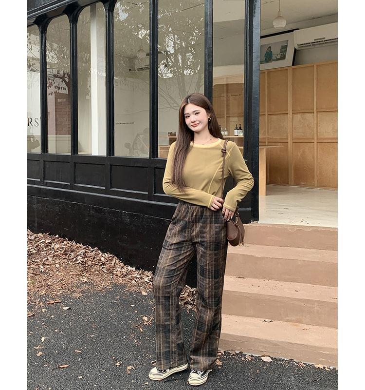 Mid Rise Plaid Wide Leg Pants Product Image