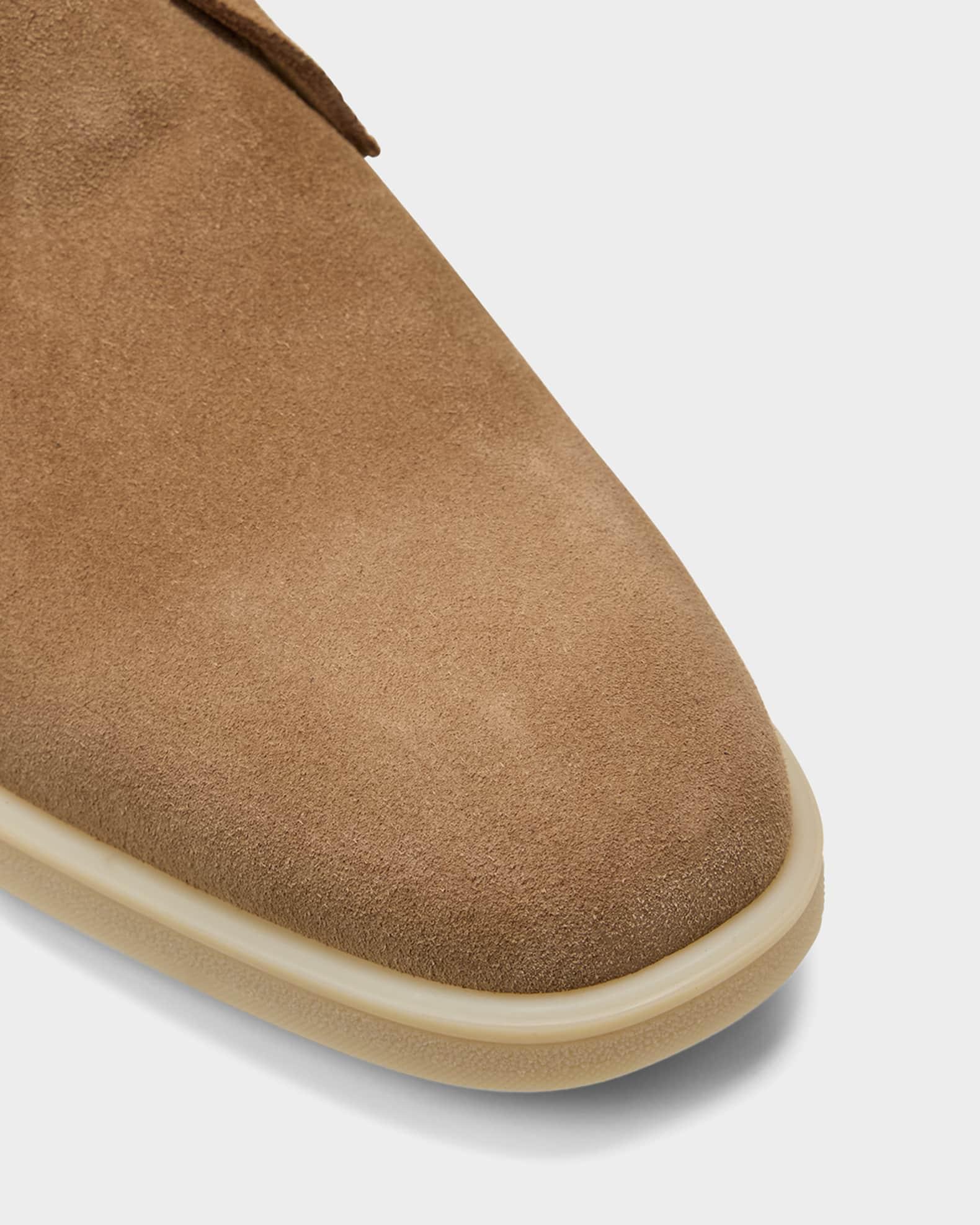 Men's Austin Suede Chukka Boots Product Image