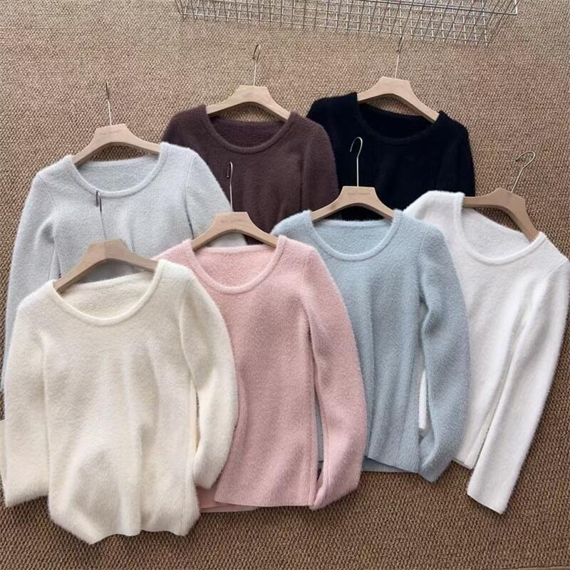 Long-Sleeve Crew Neck Plain Knit Top Product Image