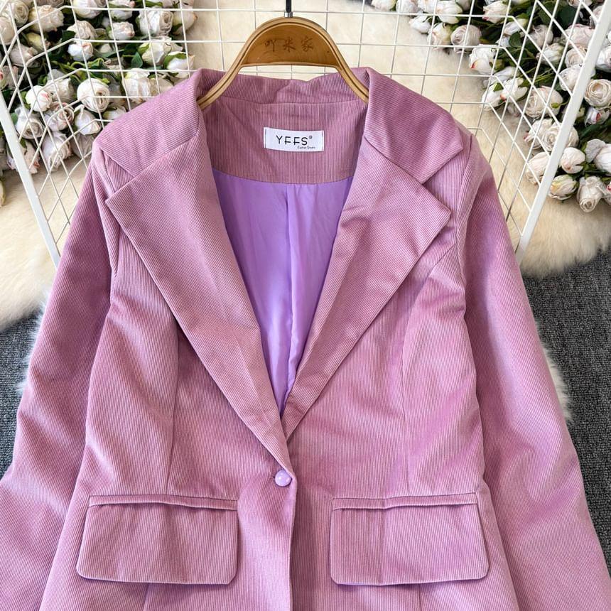 Set: Sleeveless lain Crop Top + Wide Leg Shorts + Blazer Product Image