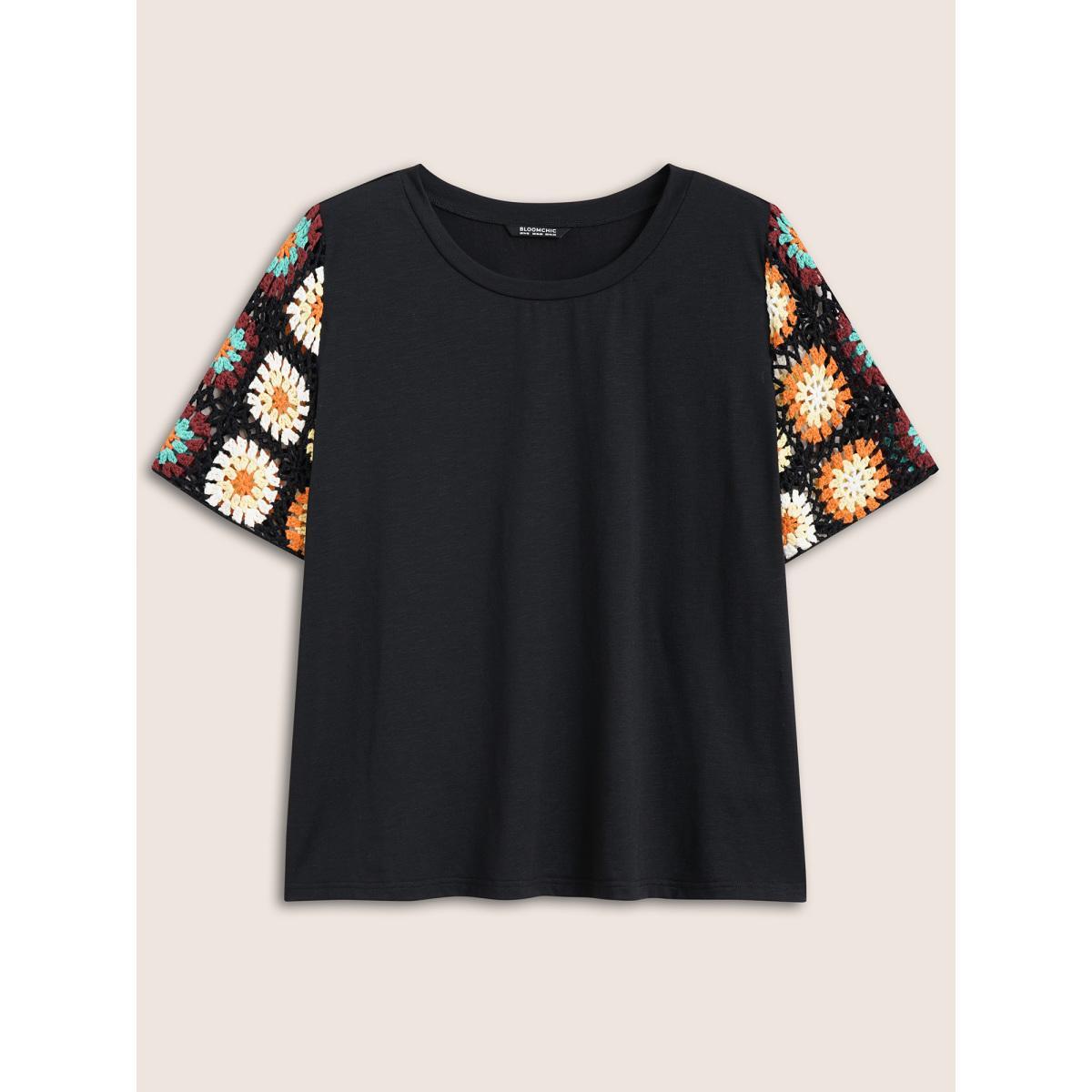 Plus Size Round Neck Crochet Floral Patchwork T-shirt Black Women Resort Contrast Natural Flowers Round Neck Vacation T-shirts BloomChic 10/M Product Image