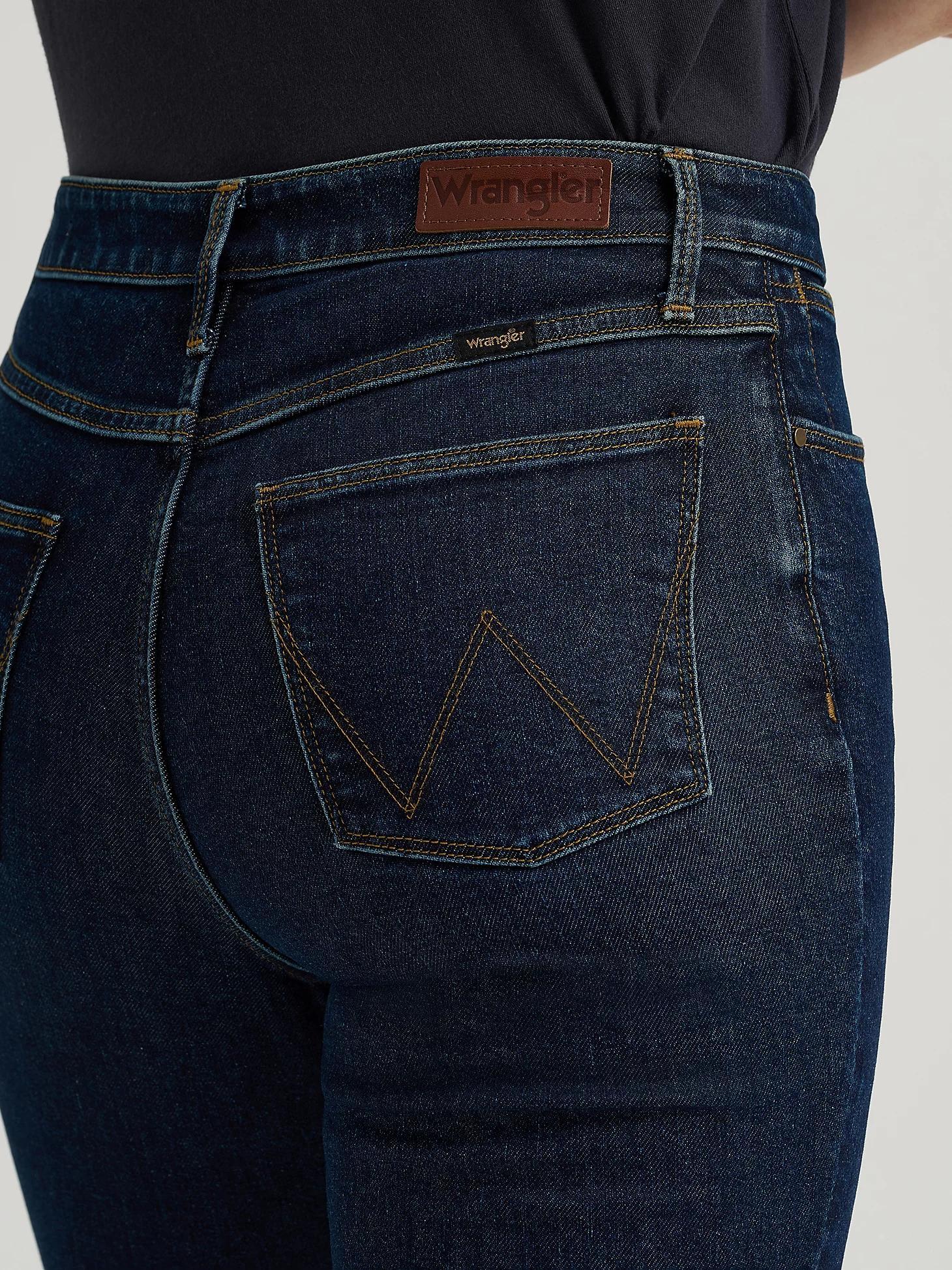Women's Bold Boot Pintuck Jean | Women's JEANS | Wrangler® Product Image