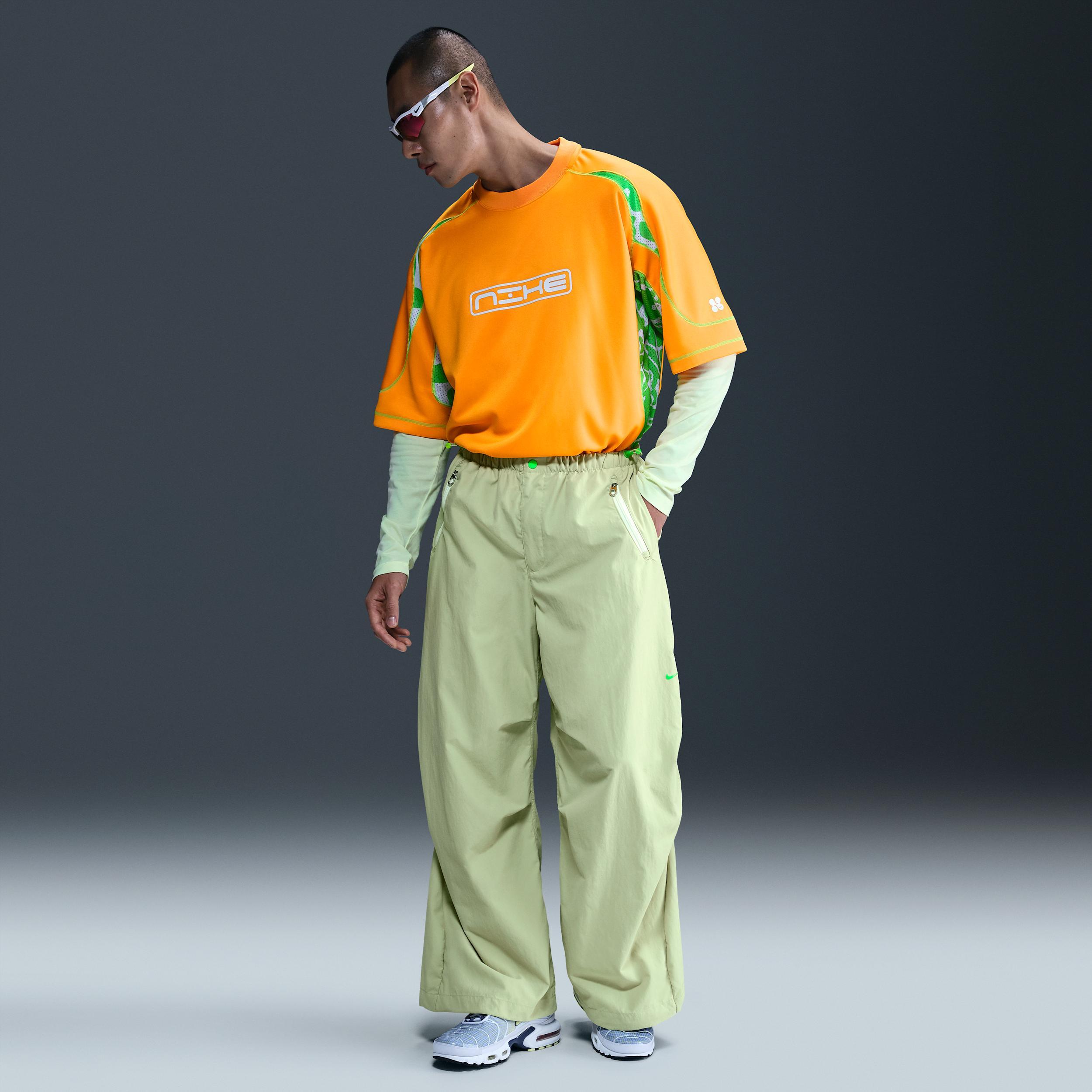 Nike Men's Project F.R.O.G. Parachute Pants Product Image
