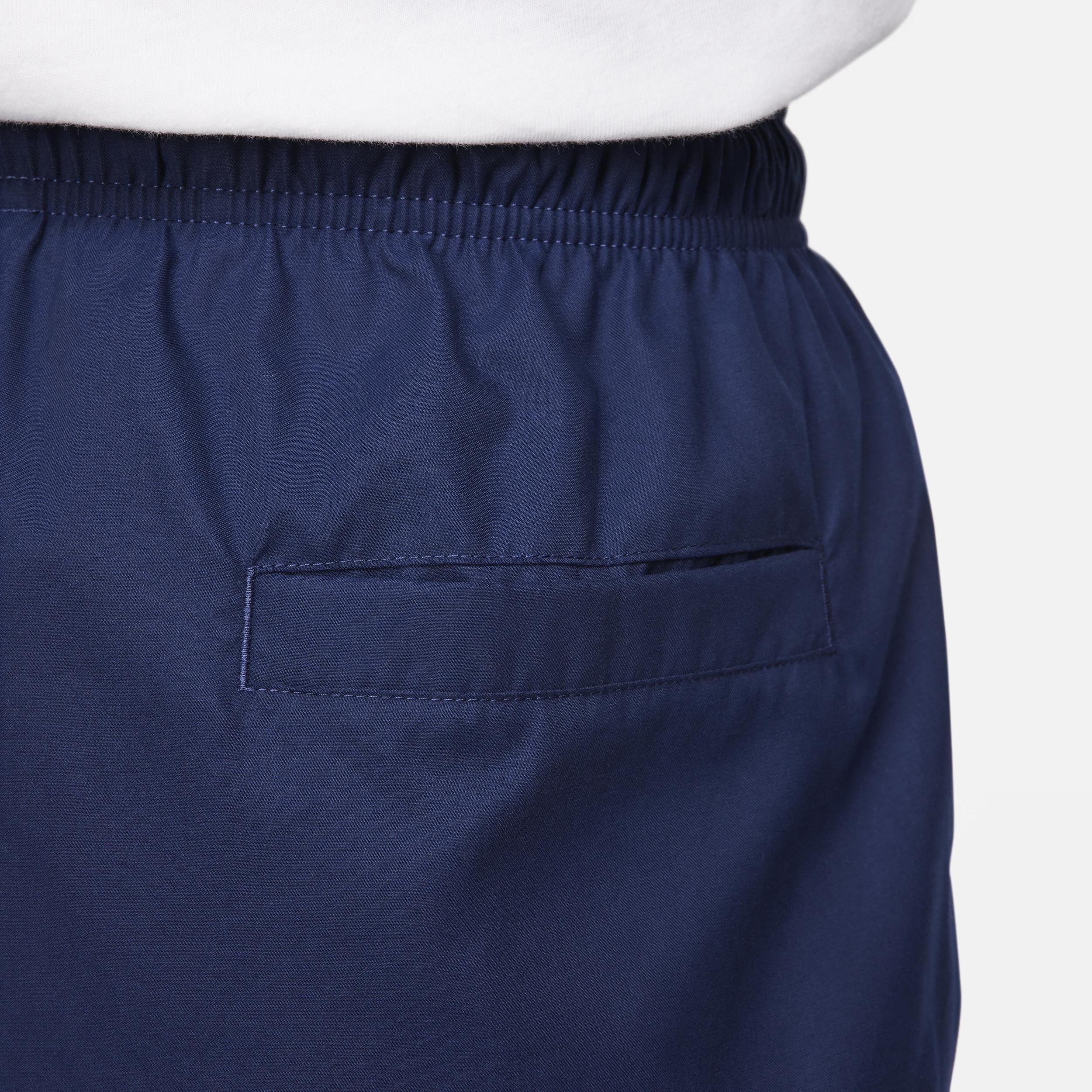Nike Club Men's Woven Shorts Product Image