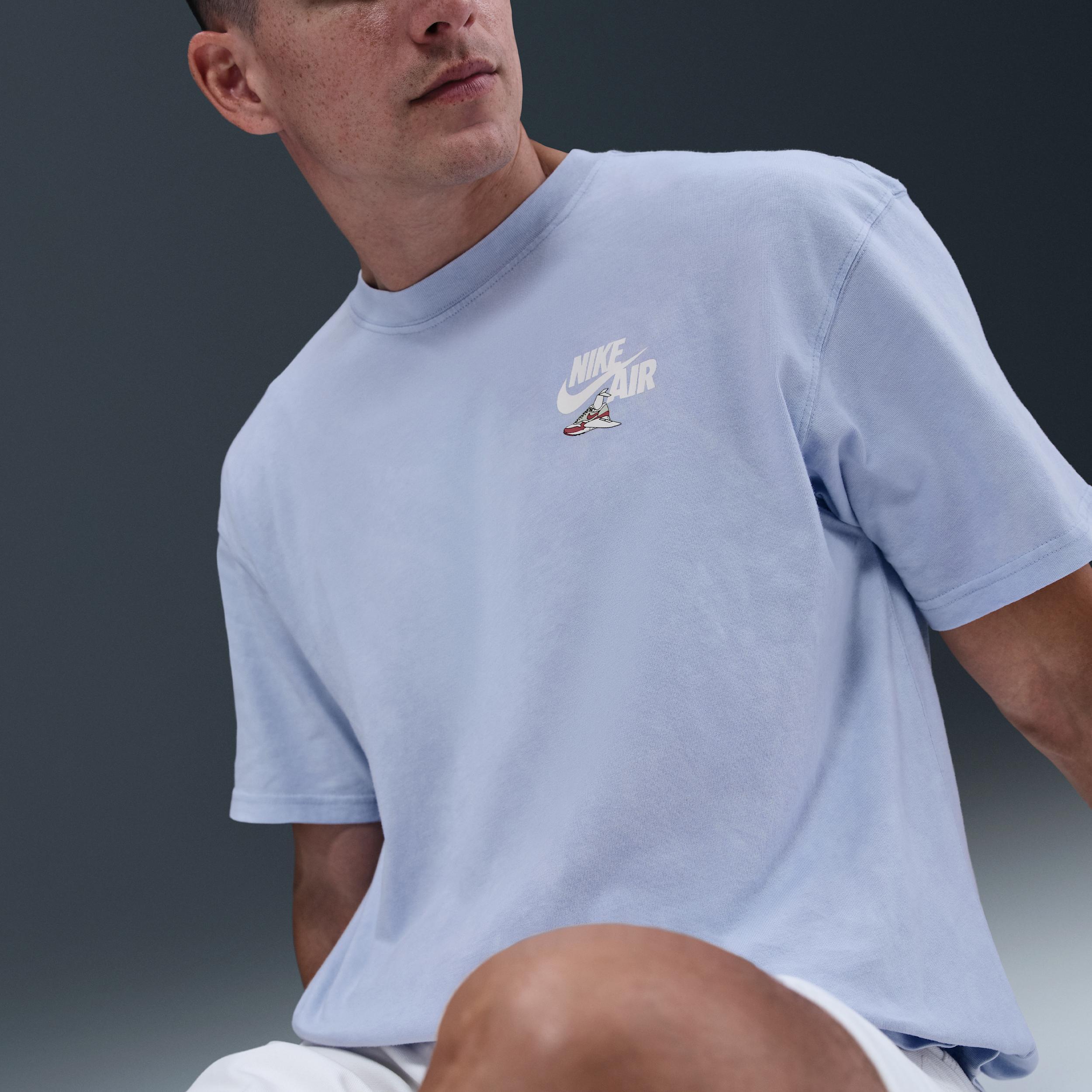 Nike Sportswear T-Shirt Product Image