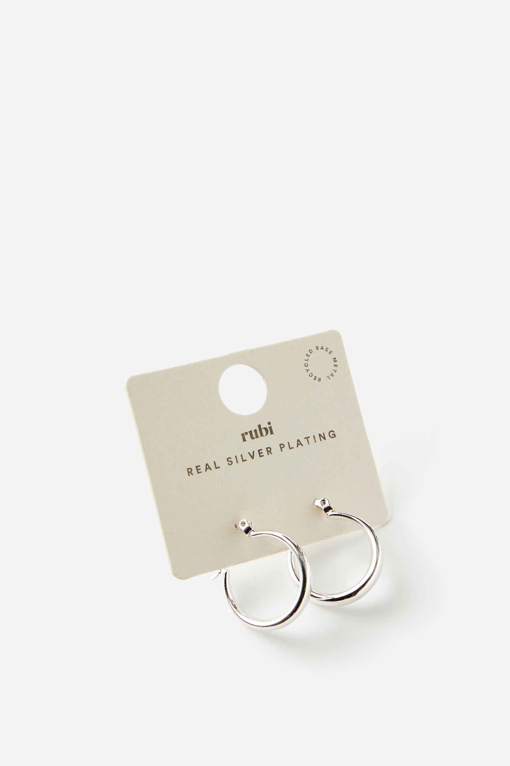 Mid Hoop Earring Product Image