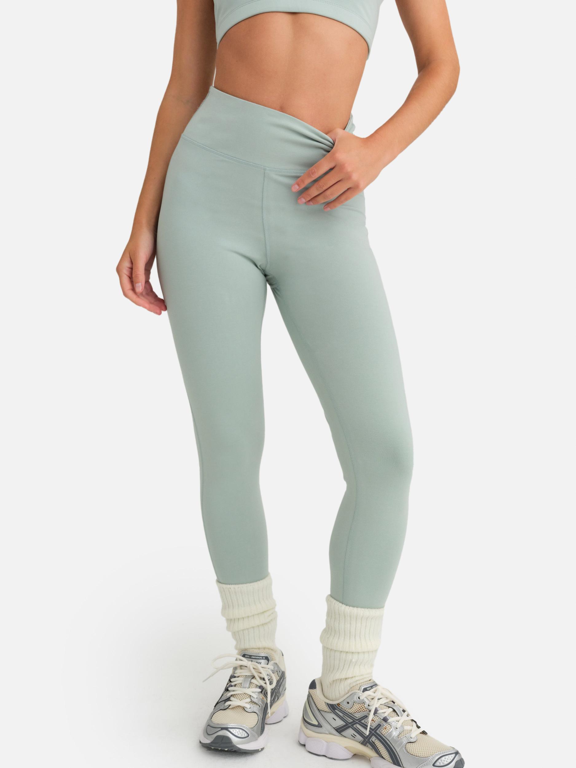 Organic Stretch Biker Short Female Product Image