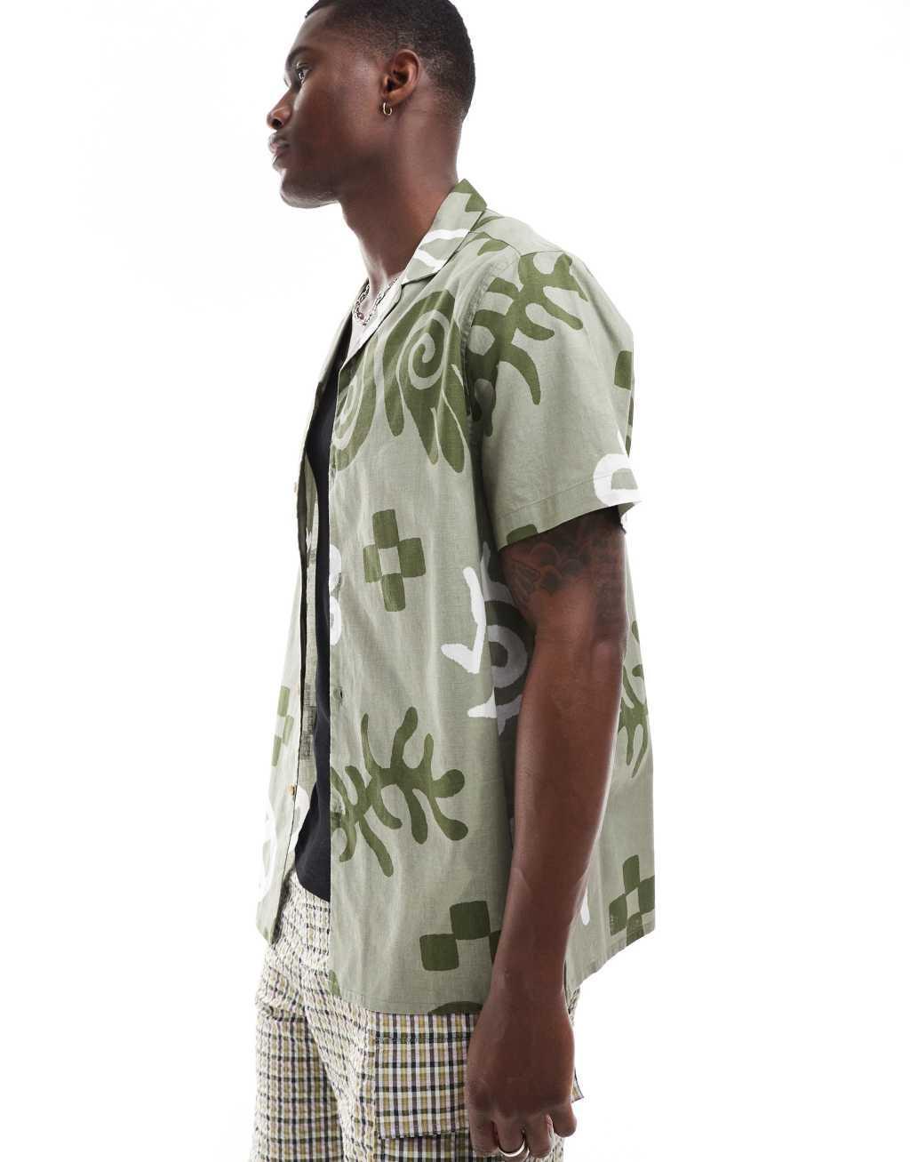 ASOS DESIGN relaxed revere shirt with abstract print in green  Product Image