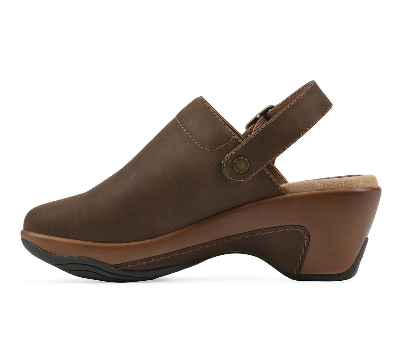 Women's White Mountain Viewable Clogs Product Image