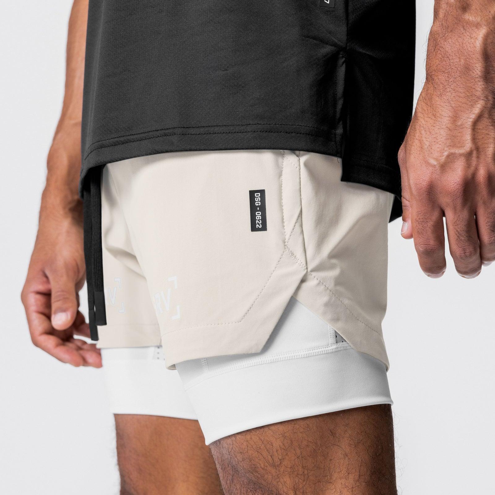 0622. Tetra-Lite® 5" Liner Short - Sand Smoke/White Product Image