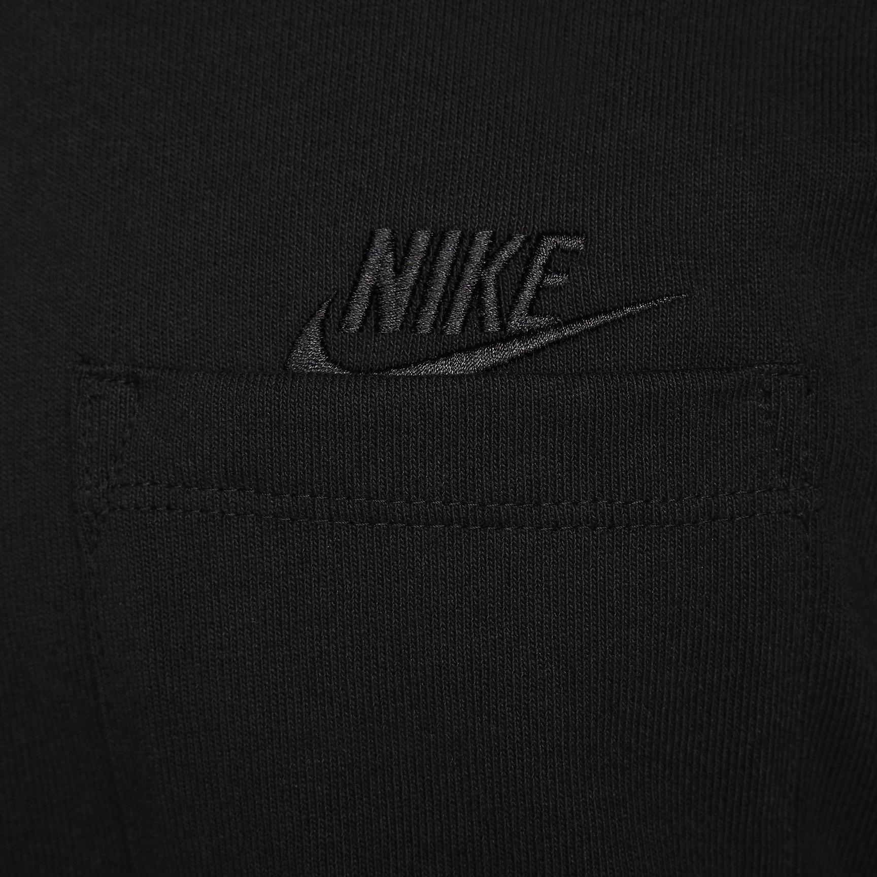 Nike Mens Sportswear Premium Essentials Long-Sleeve Pocket T-Shirt Product Image