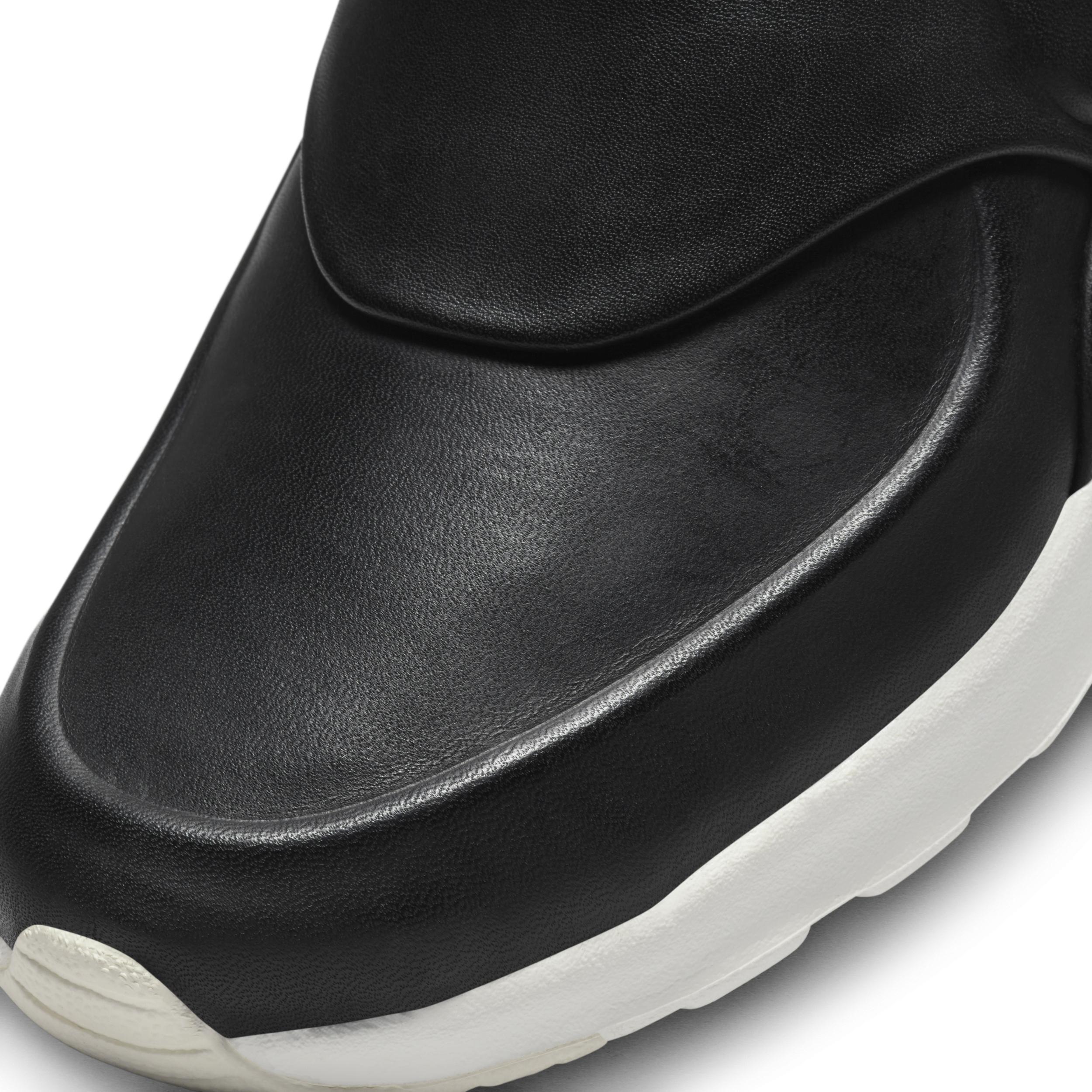 Nike Air Max Thea Mid Women's Shoe Product Image