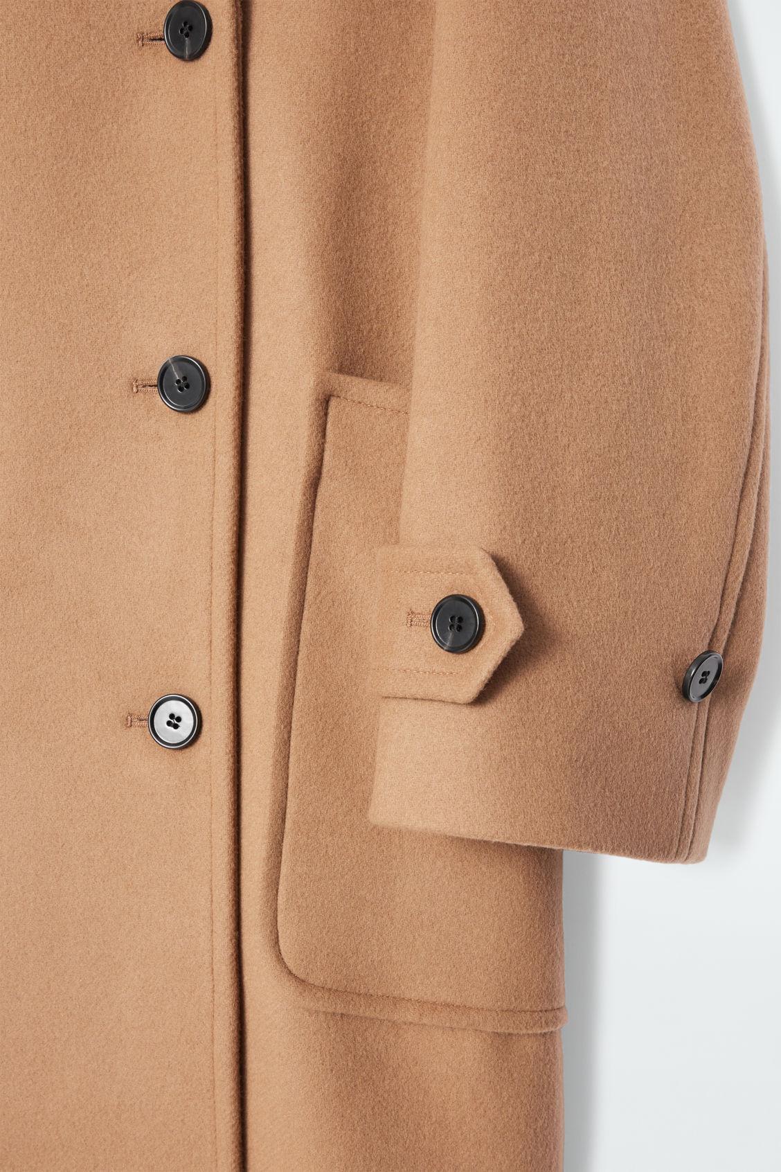 HOODED WOOL DUFFLE COAT Product Image