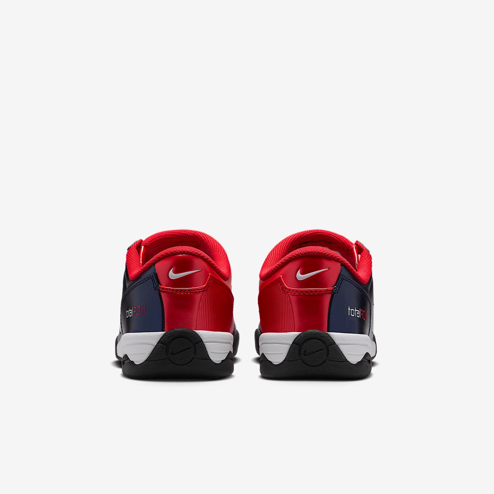 Nike Total 90 Men's Shoes Product Image