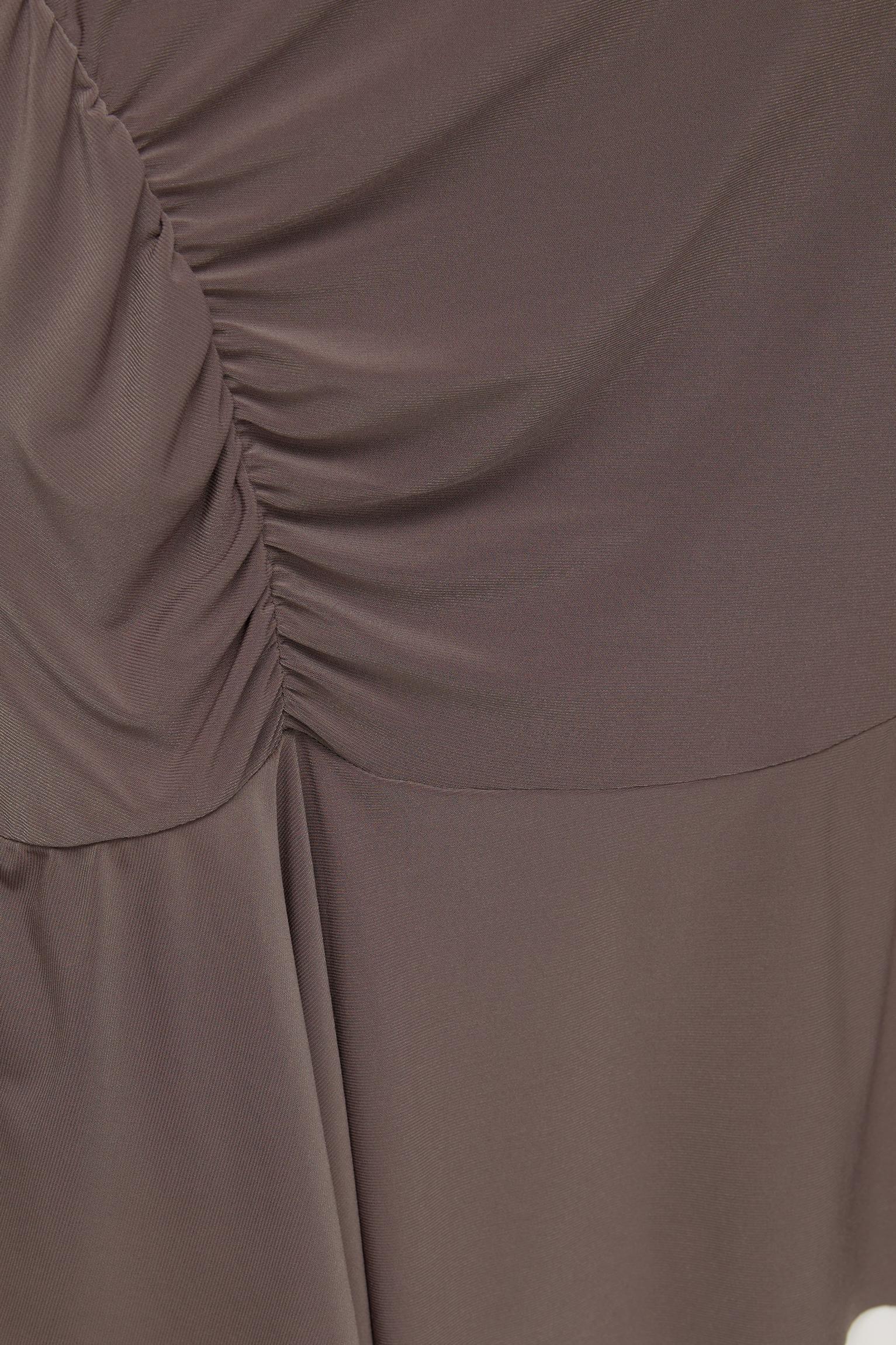 Short off-the-shoulder dress Product Image