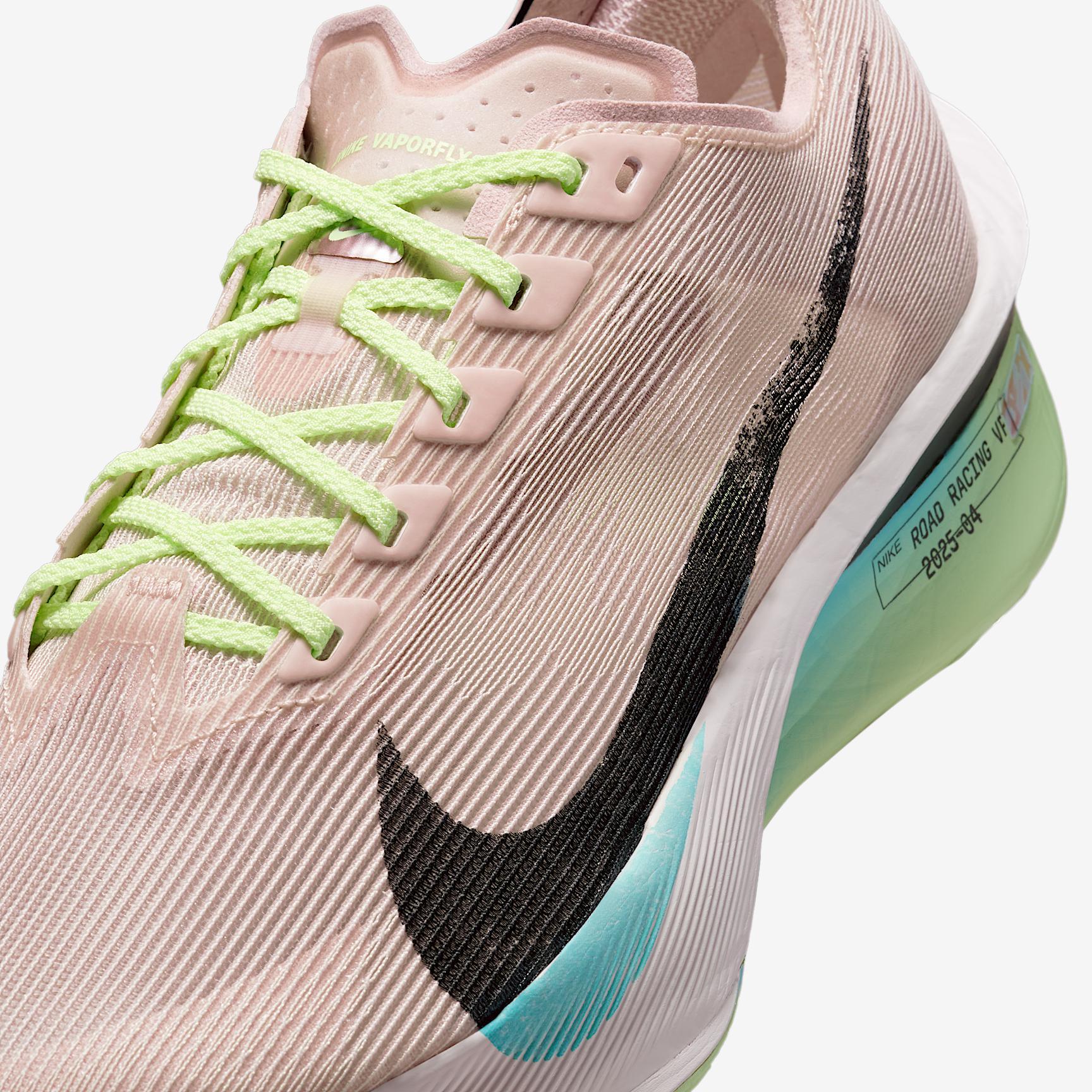 Nike Women's Vaporfly 4 Road Racing Shoes Product Image