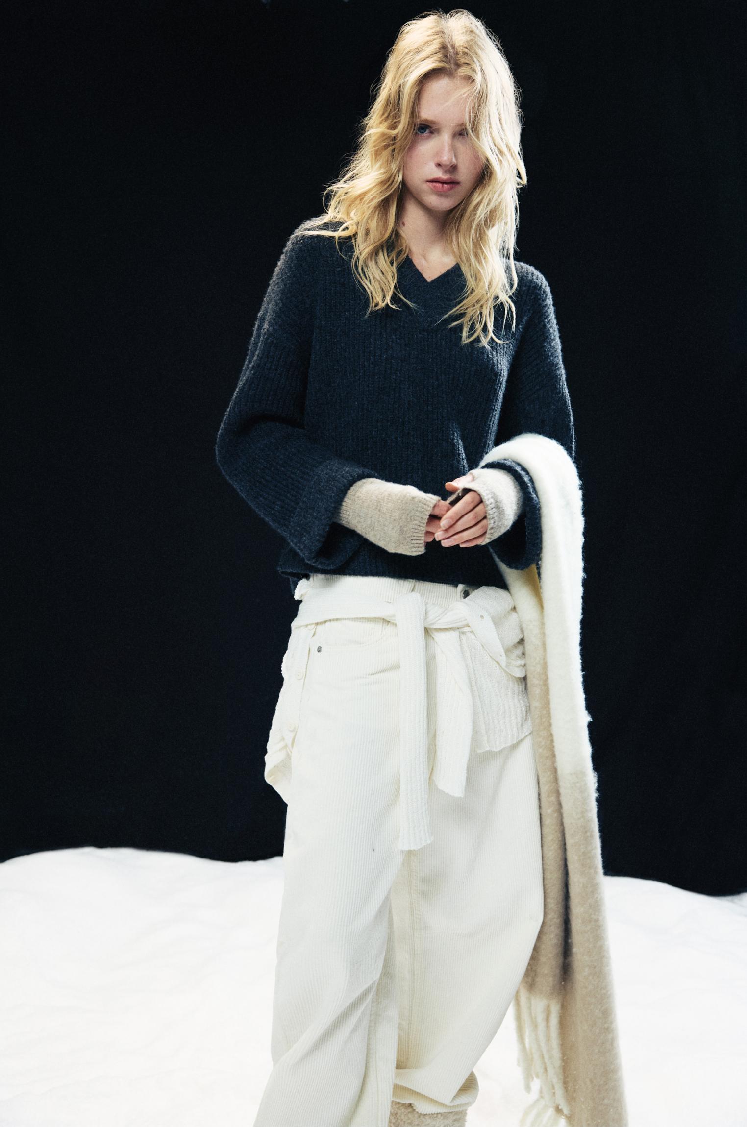Purl knit sweater Product Image