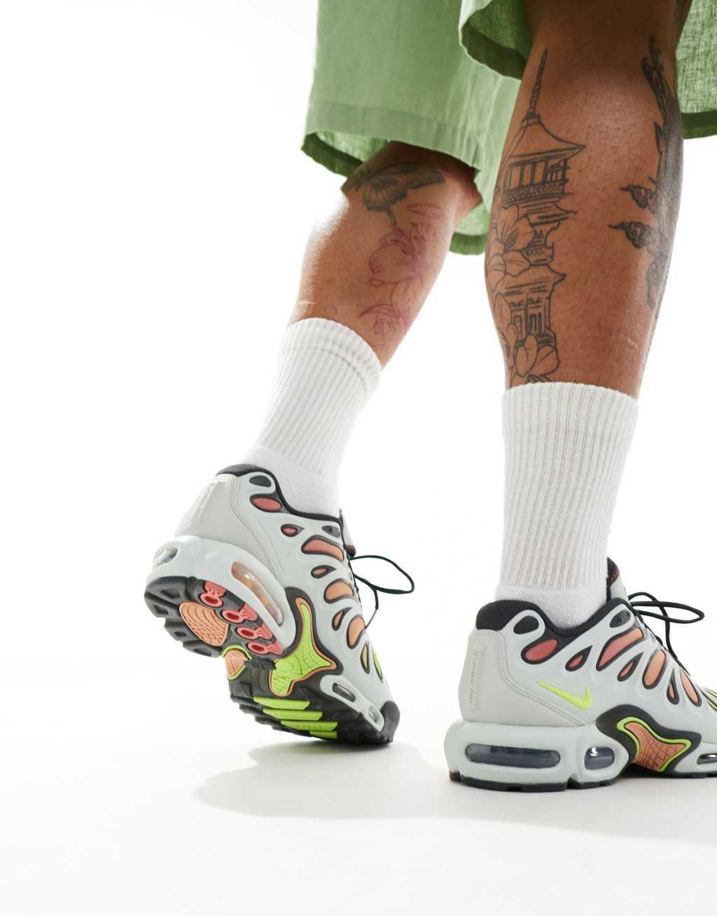 Nike Air Max Plus Drift sneakers in gray and multi Product Image