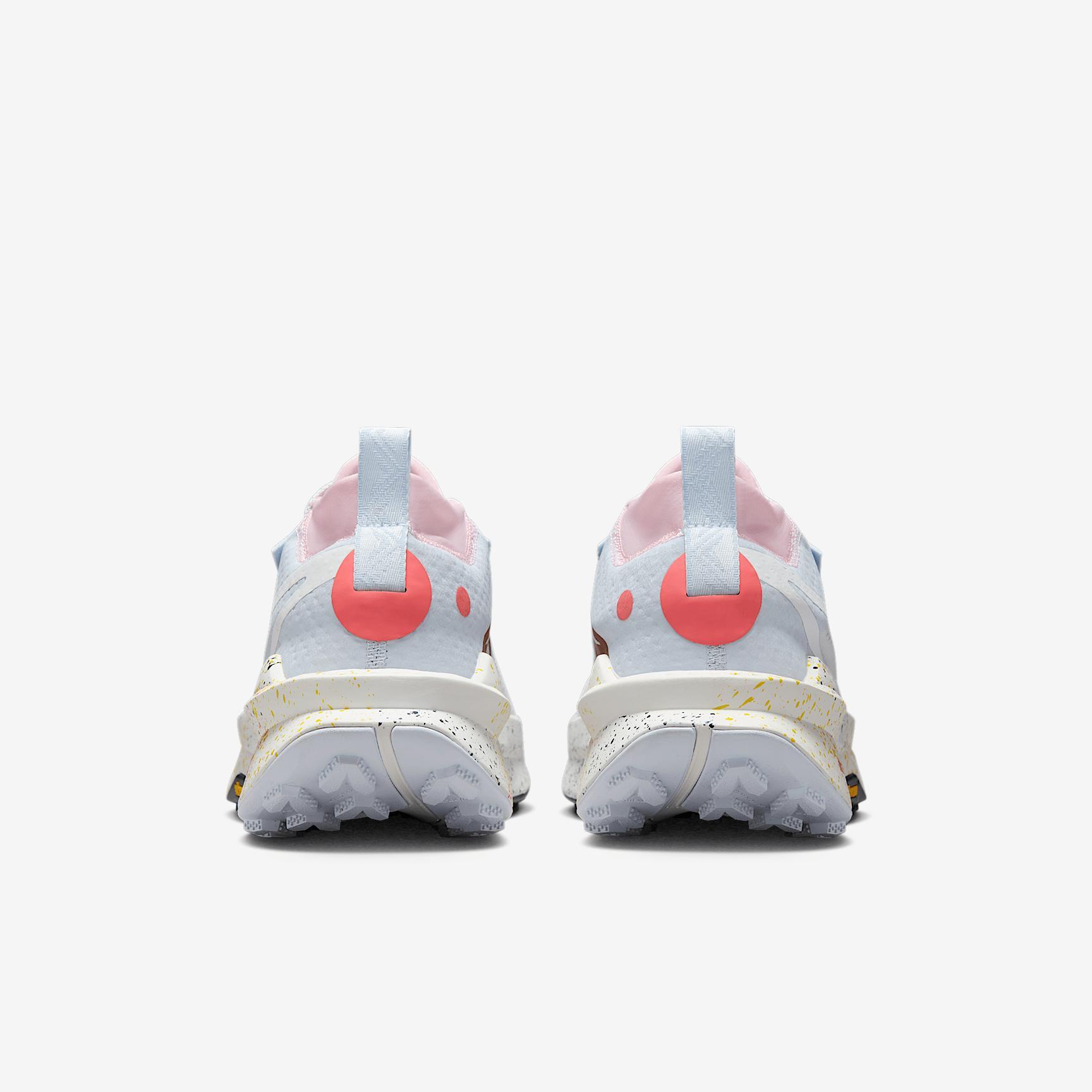 Nike Men's Zegama 2 Trail Running Shoes Product Image