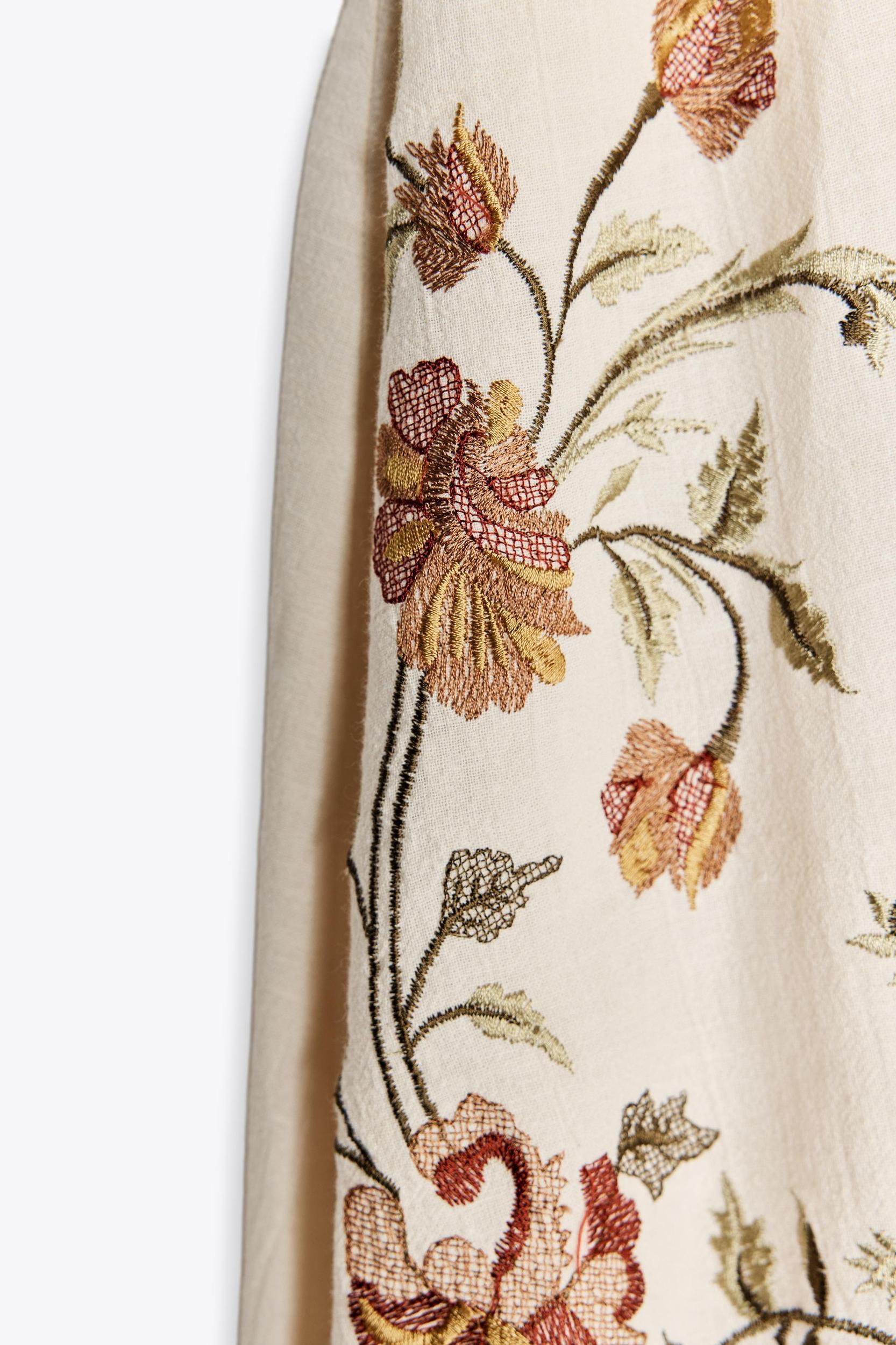 ZW COLLECTION FLORAL EMBROIDERED SHORT DRESS Product Image