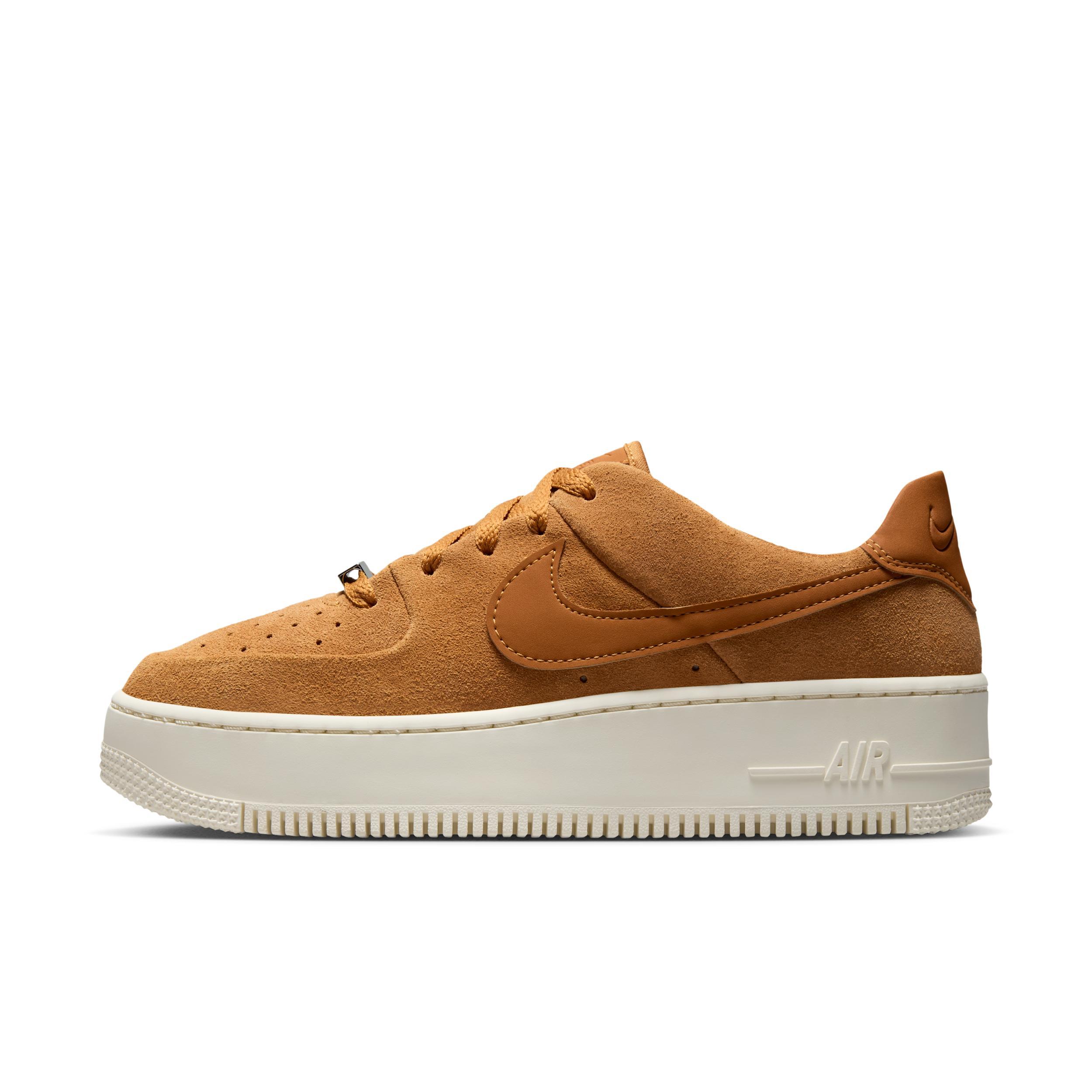 Nike Air Force 1 Sage Low Women's Shoes Product Image