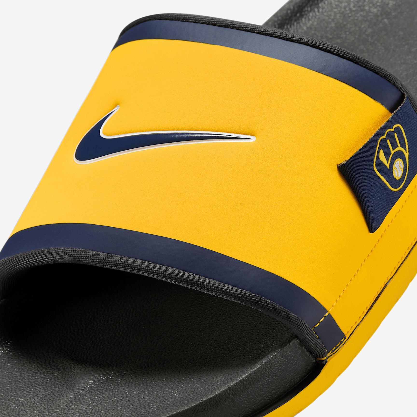 Nike Men's Offcourt (Milwaukee Brewers) Offcourt Slides Product Image