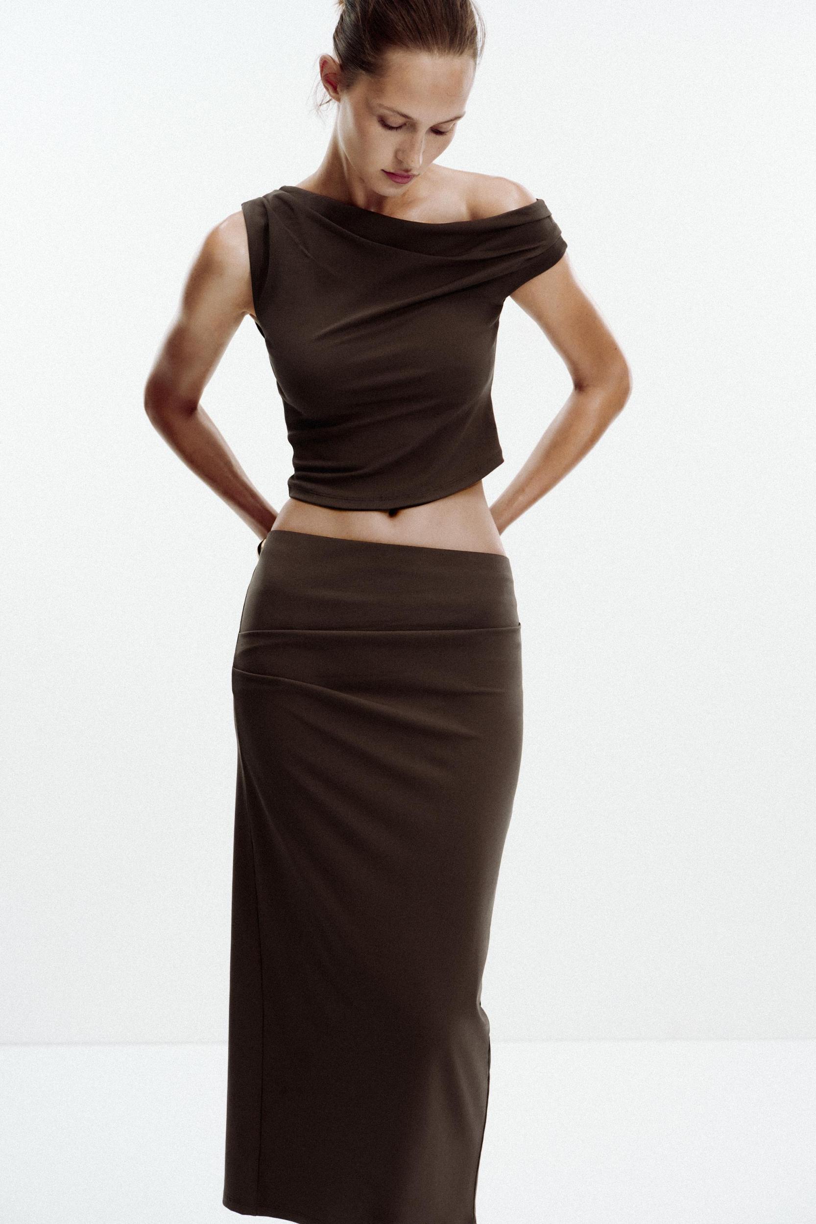 TEXTURED MIDI SKIRT Product Image