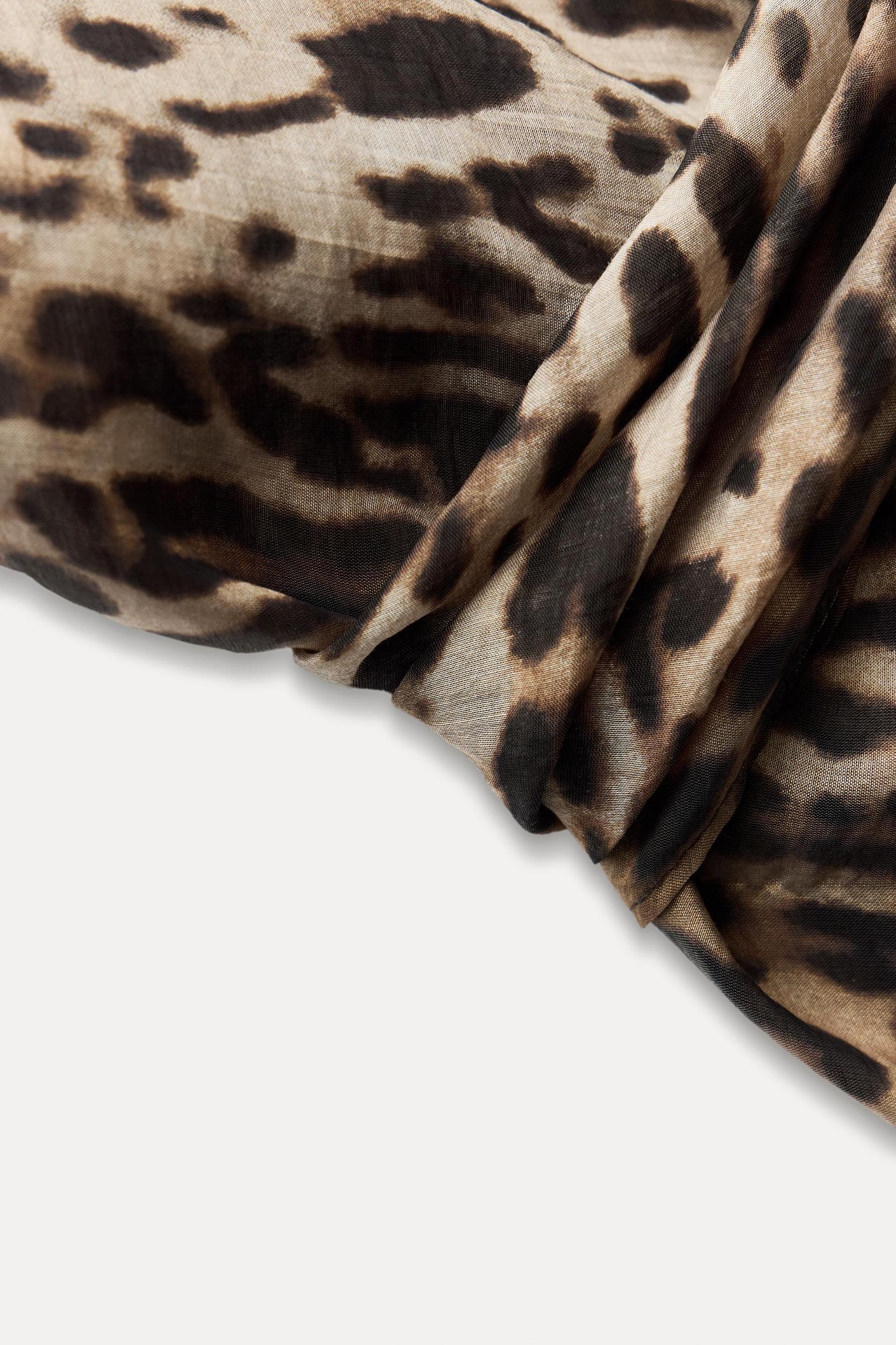 ANIMAL PRINT BOWS TOP ZW COLLECTION Product Image