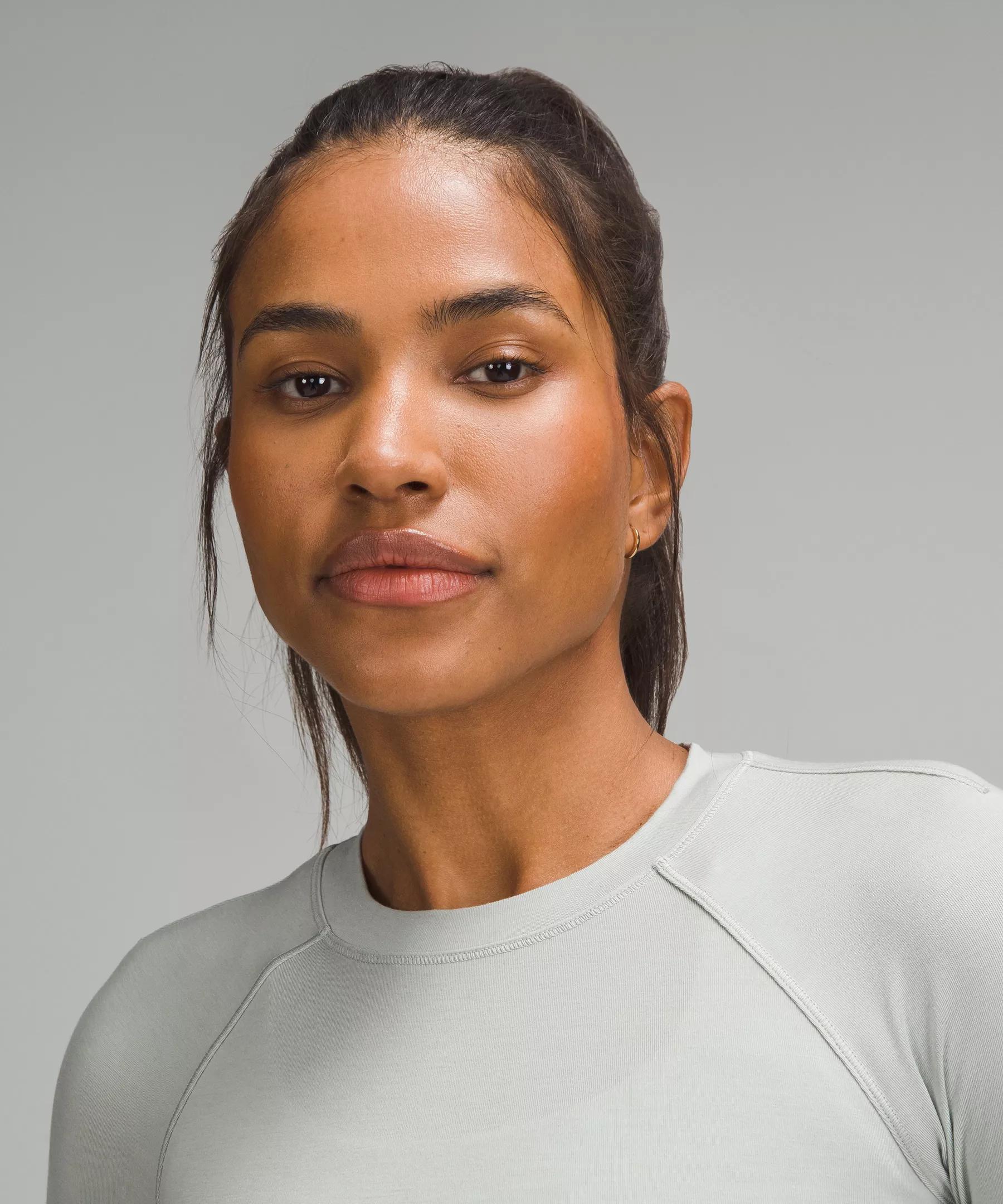 Long-Sleeve Crewneck Base Layer Product Image