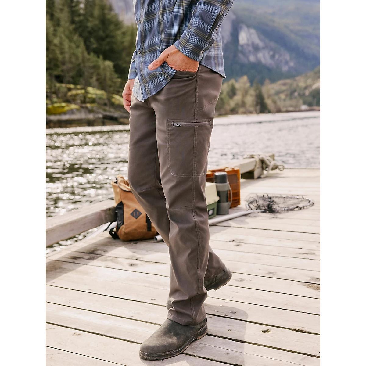Men's Wrangler® Flex Waist Outdoor Cargo Pant in Kangaroo Product Image