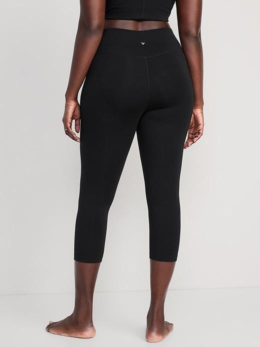 Extra High-Waisted PowerChill Crop Leggings Product Image